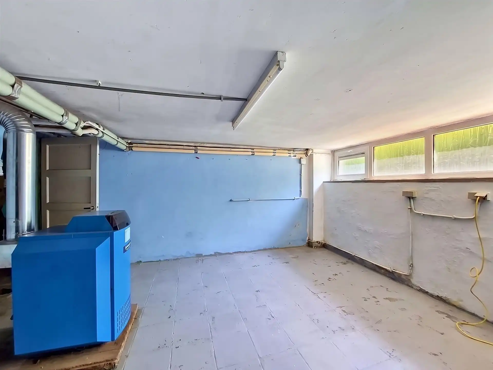 Prachtige te renoveren villa met ZW-gerichte tuin  foto 26