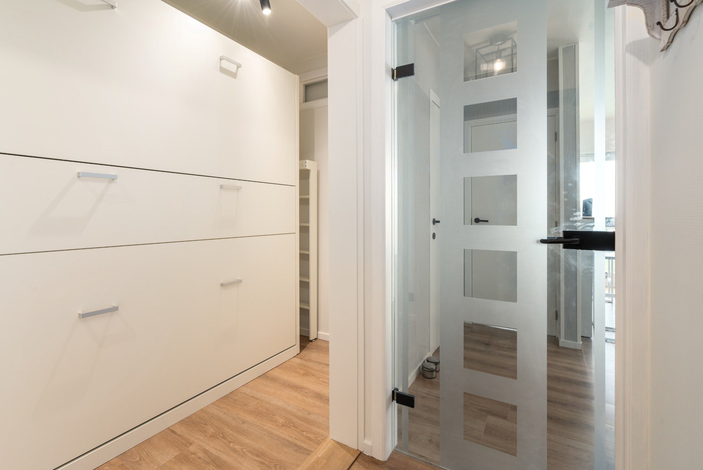 Vernieuwd appartement met mooi zonneterras te Knokke-Heist foto 9