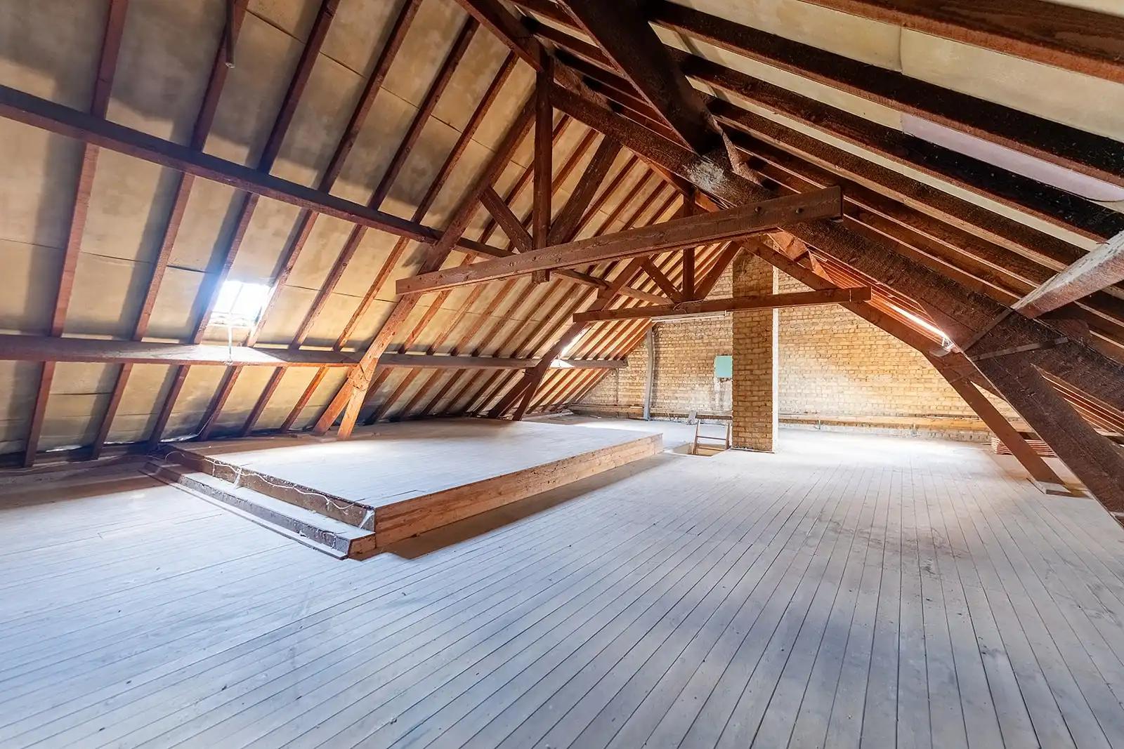 Uitzonderlijke gezinswoning (275m²) met ruim atelier, zonnig terras, garage en prachtige tuin foto 13
