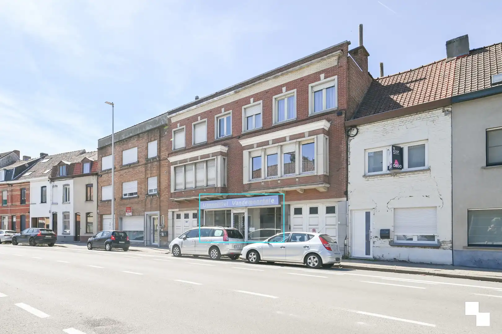 Kantoorruimte met opslagruimte en kelder op toplocatie te Kortrijk foto 2