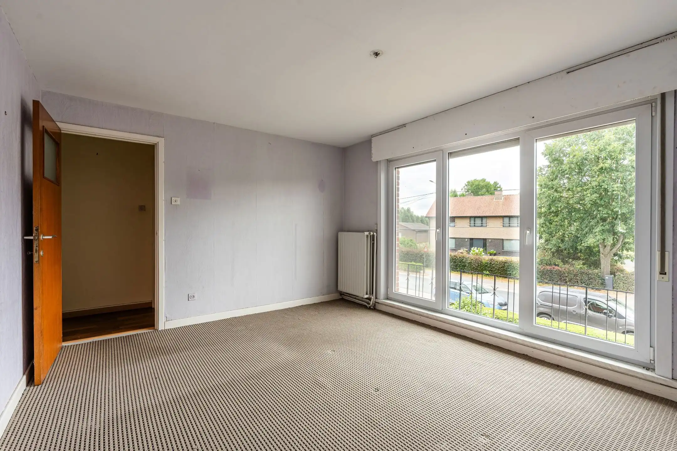 Te renoveren half open woning met veel potentieel!  foto 10