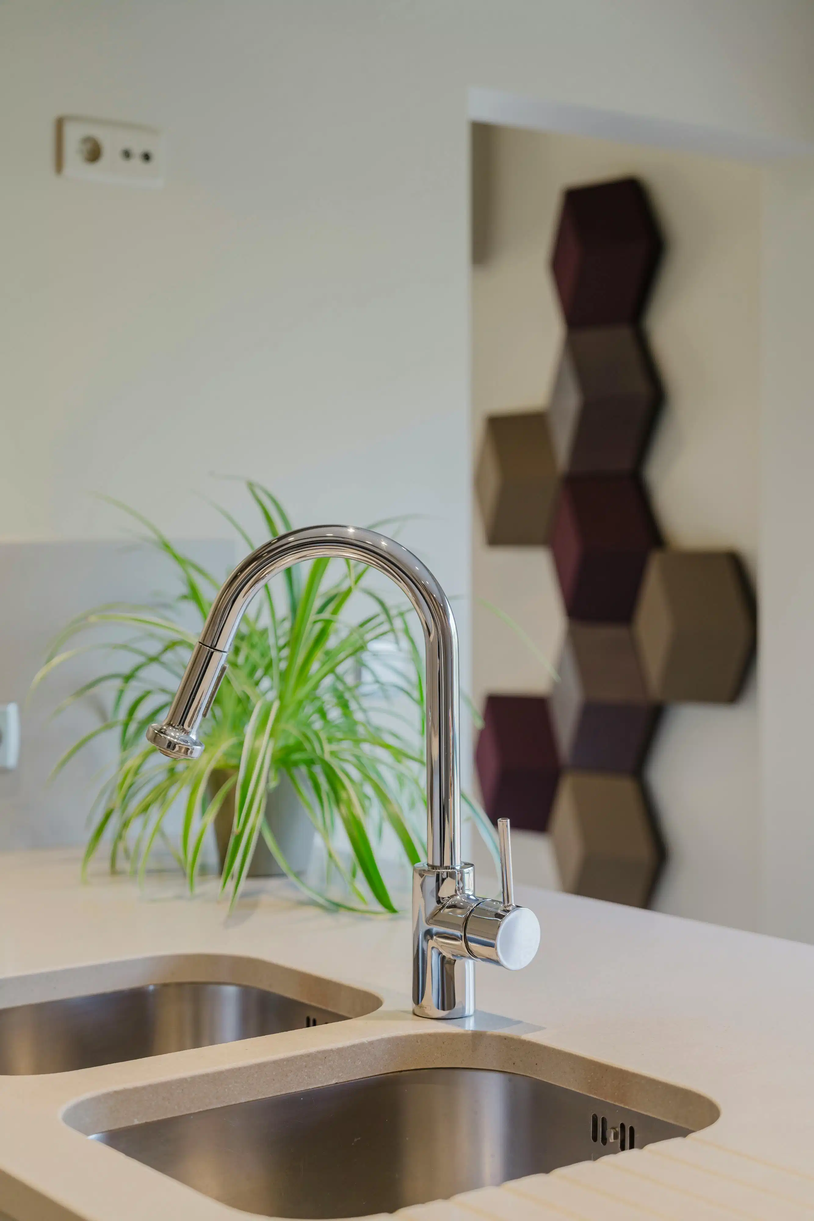 Instapklare, rustig gelegen villa met 4 slaapkamers in Wevelgem! foto 11