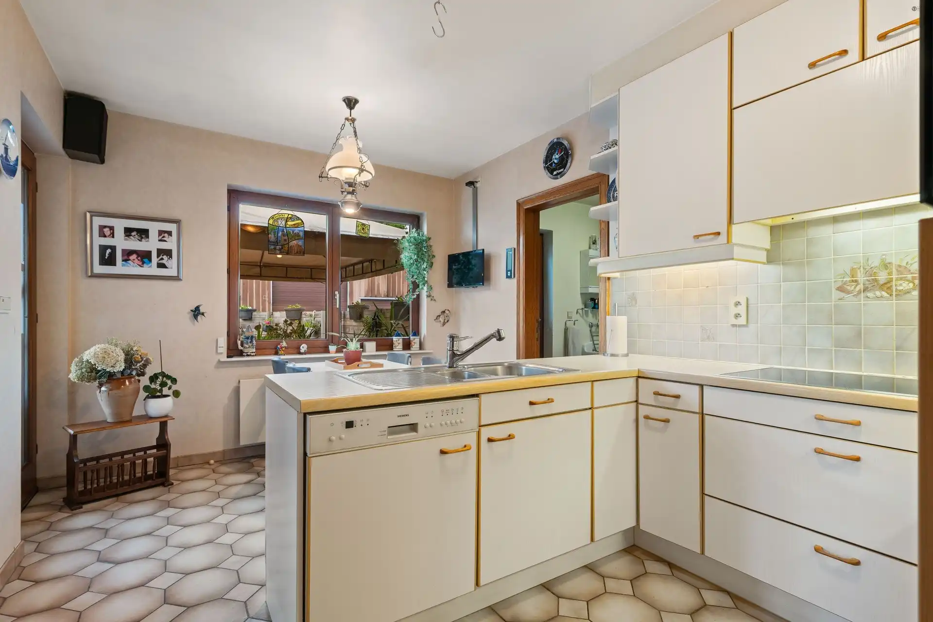 top onderhouden en energiezuinige woning + magazijn foto 8