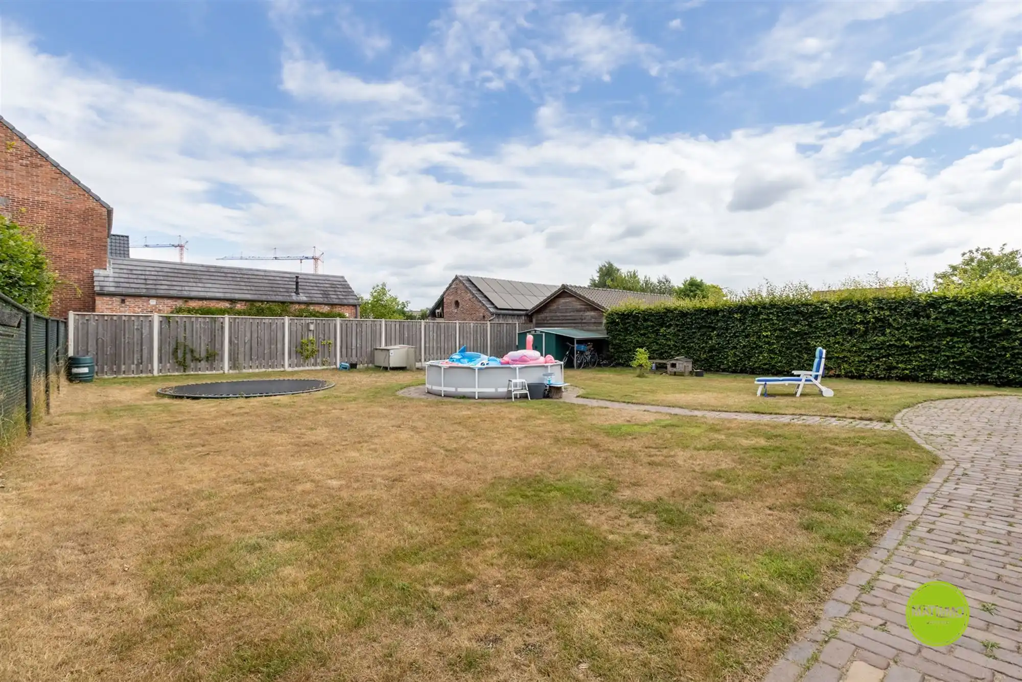 Instapklare vrijstaande woning met praktijkruimte foto 24