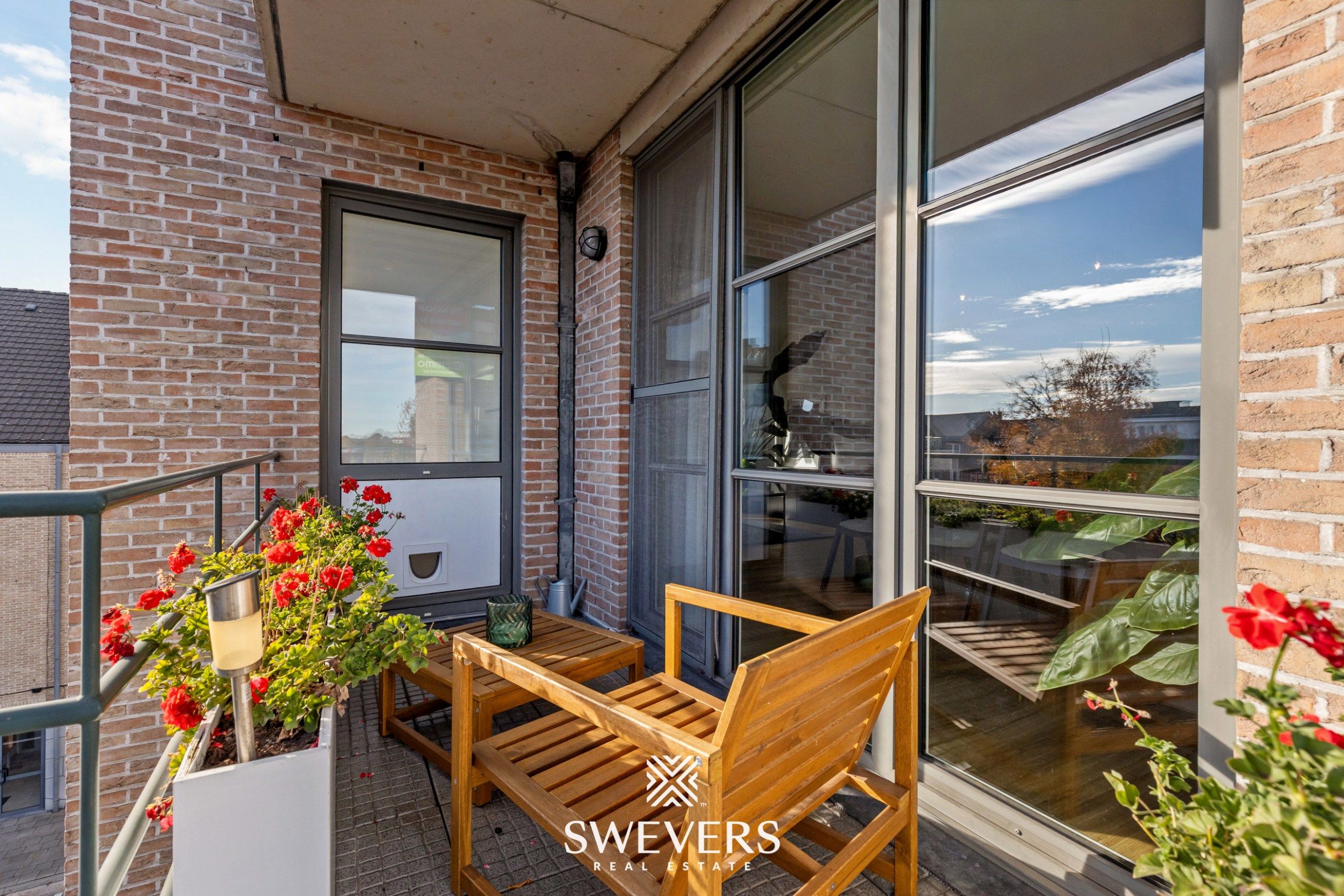 Knap gerenoveerd appartement met zonnig terras in hartje Hasselt foto 23