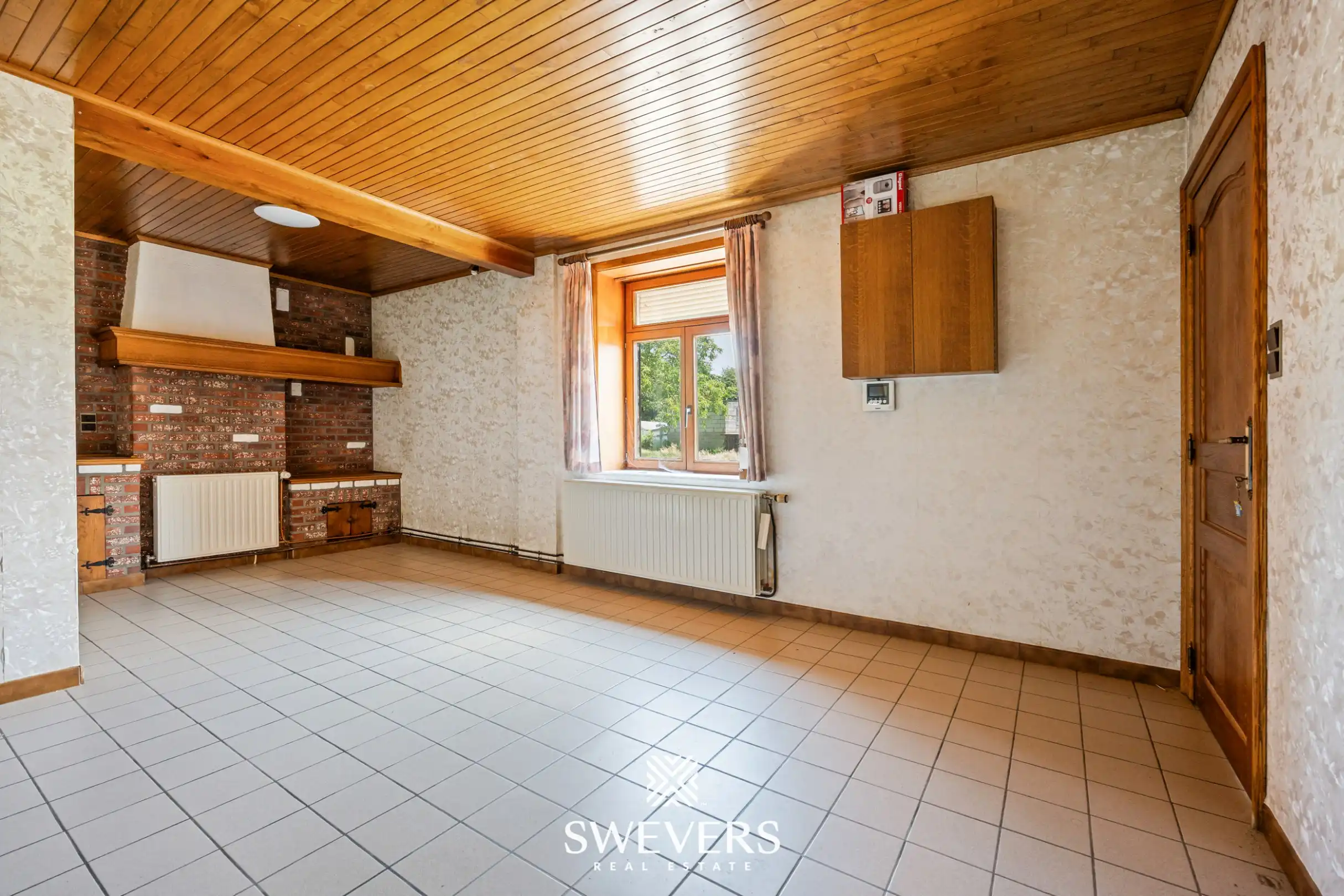 Vrijstaande woning met groot perceel en enorm renovatiepotentieel in Herk-de-Stad foto 11