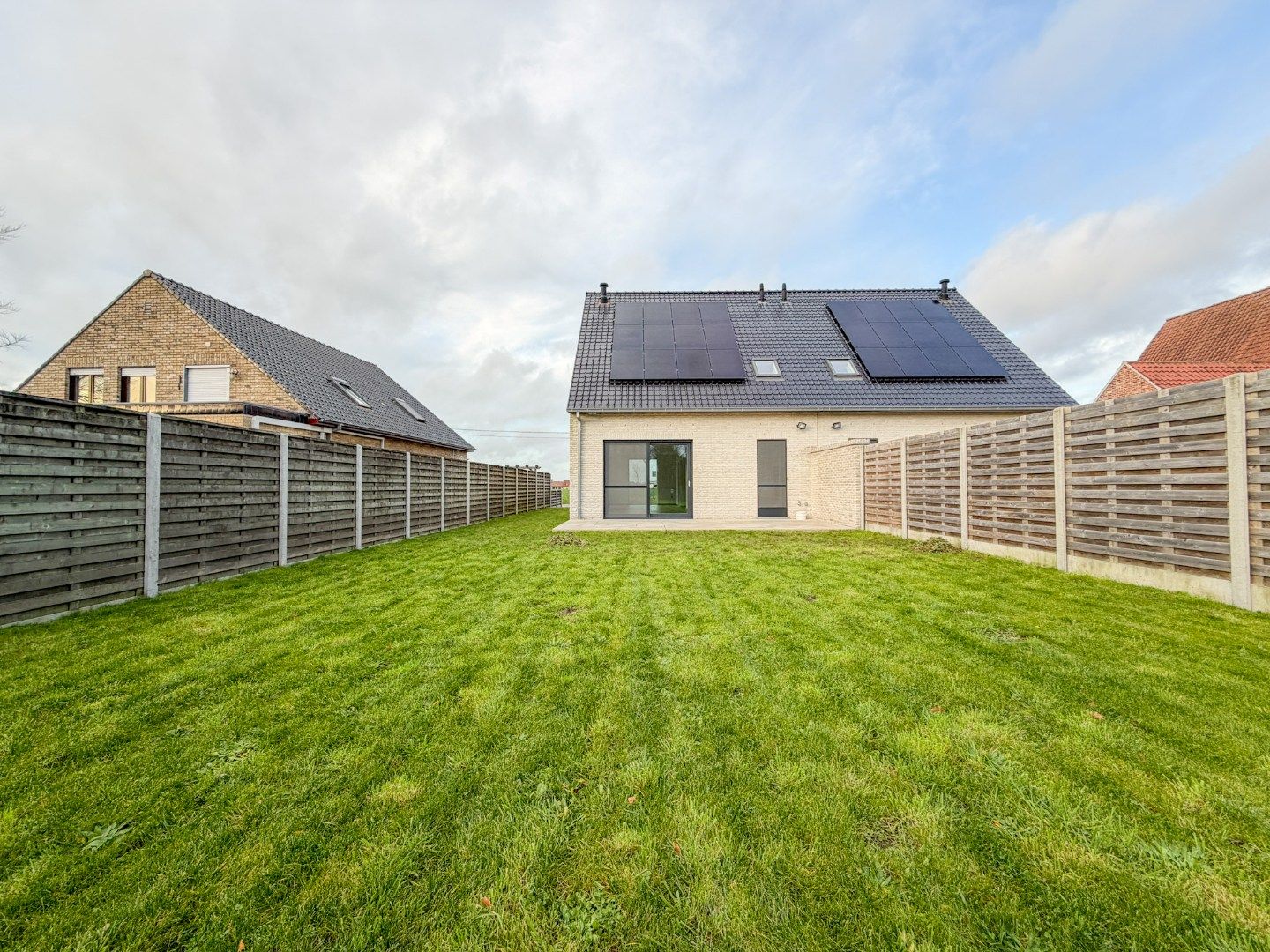 Nieuwbouwwoning met tuin, terras en 3 slaapkamers in Torhout  foto 24