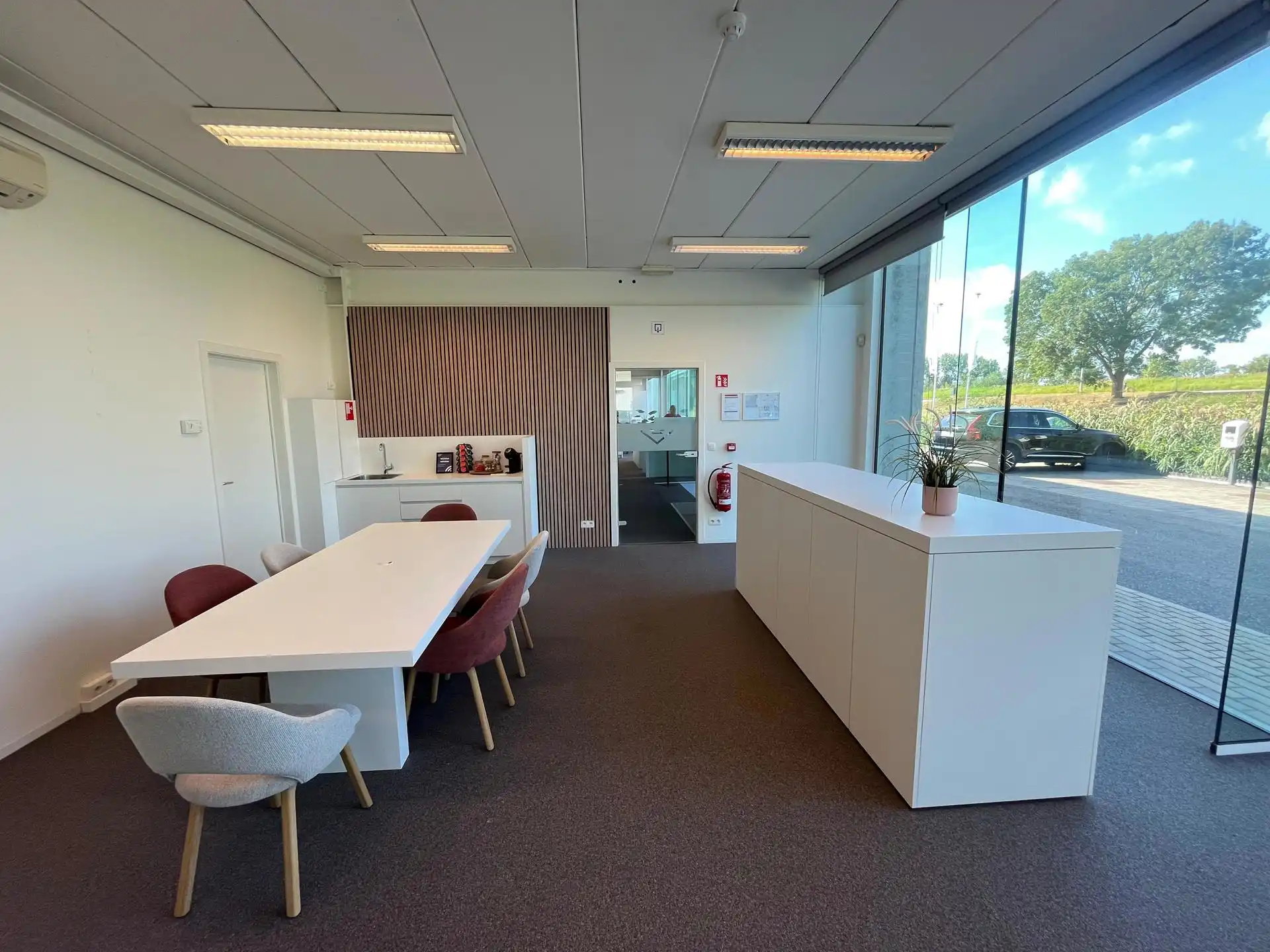 Bedrijfsvastgoed te huur foto 4