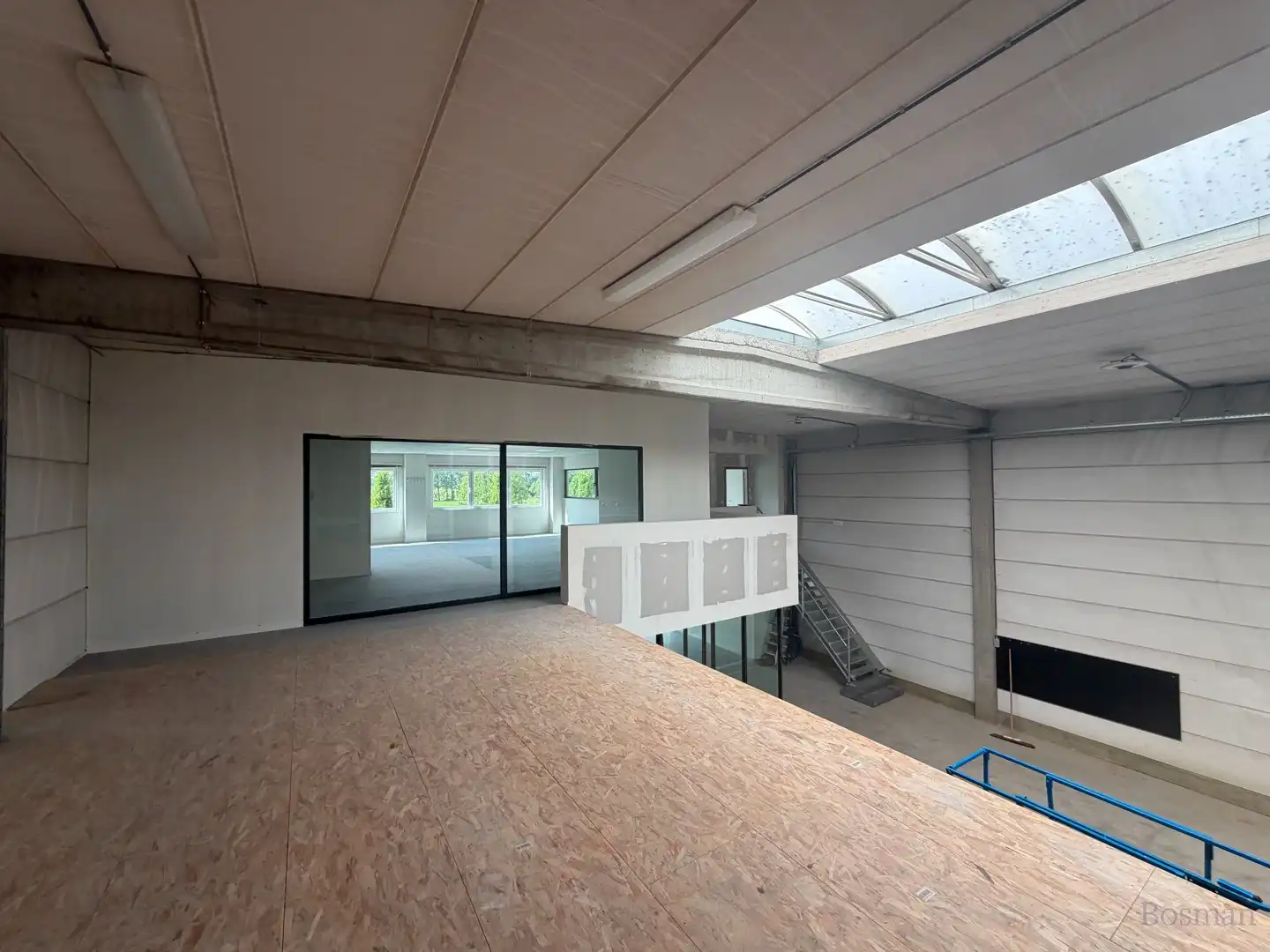 Handelspand (336m²) te huur in Geel foto 10