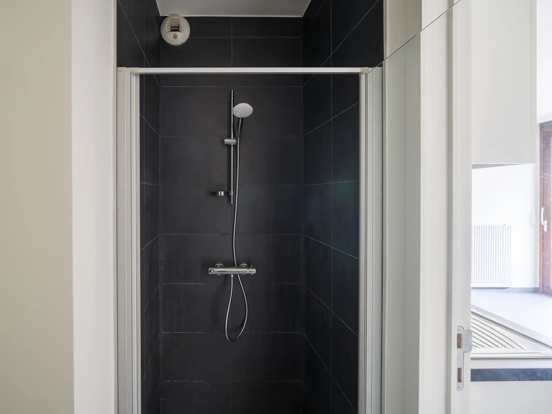 Instapklare studio met tuin en terras foto 9