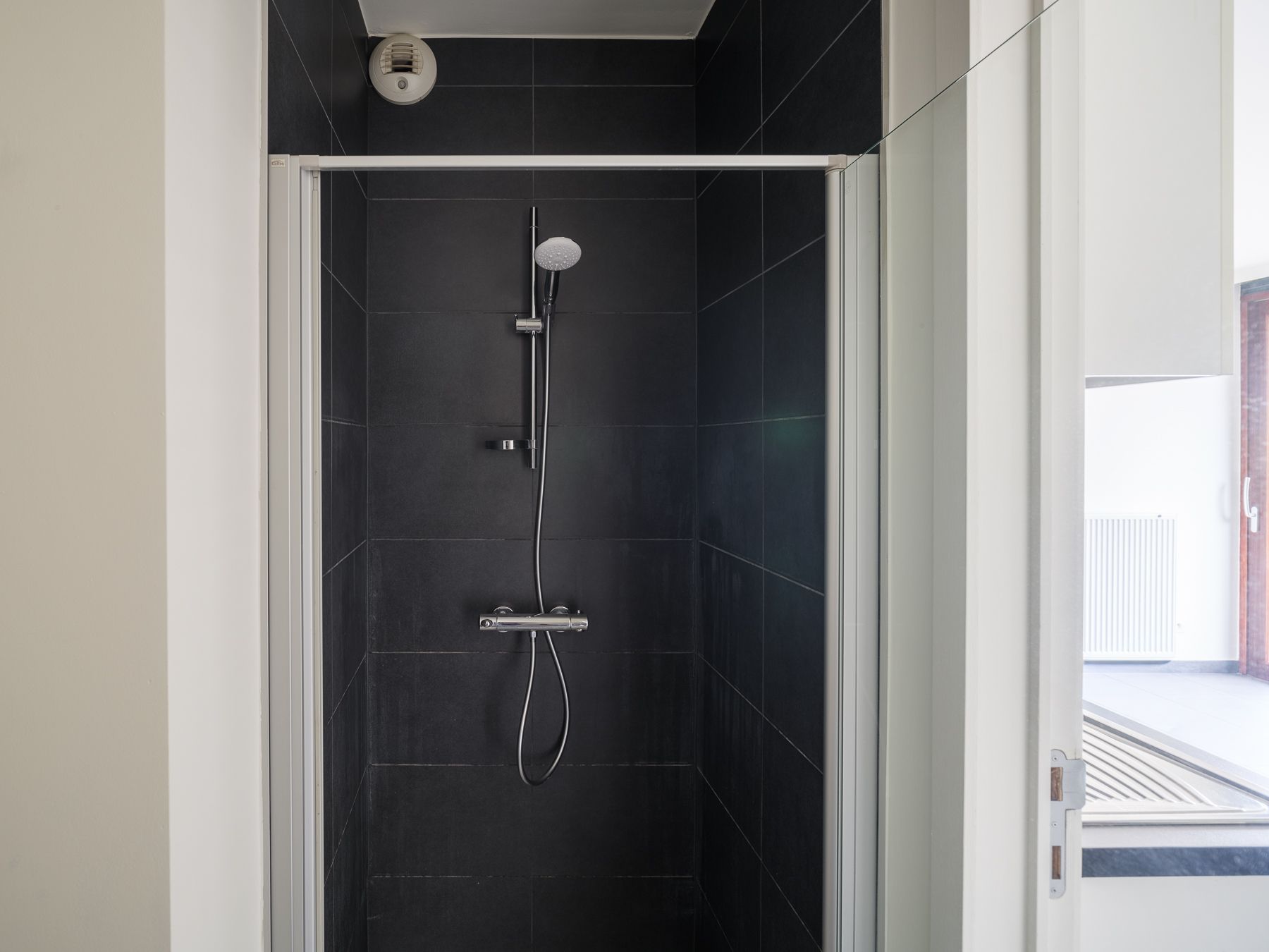 Instapklare studio met tuin en terras foto 9