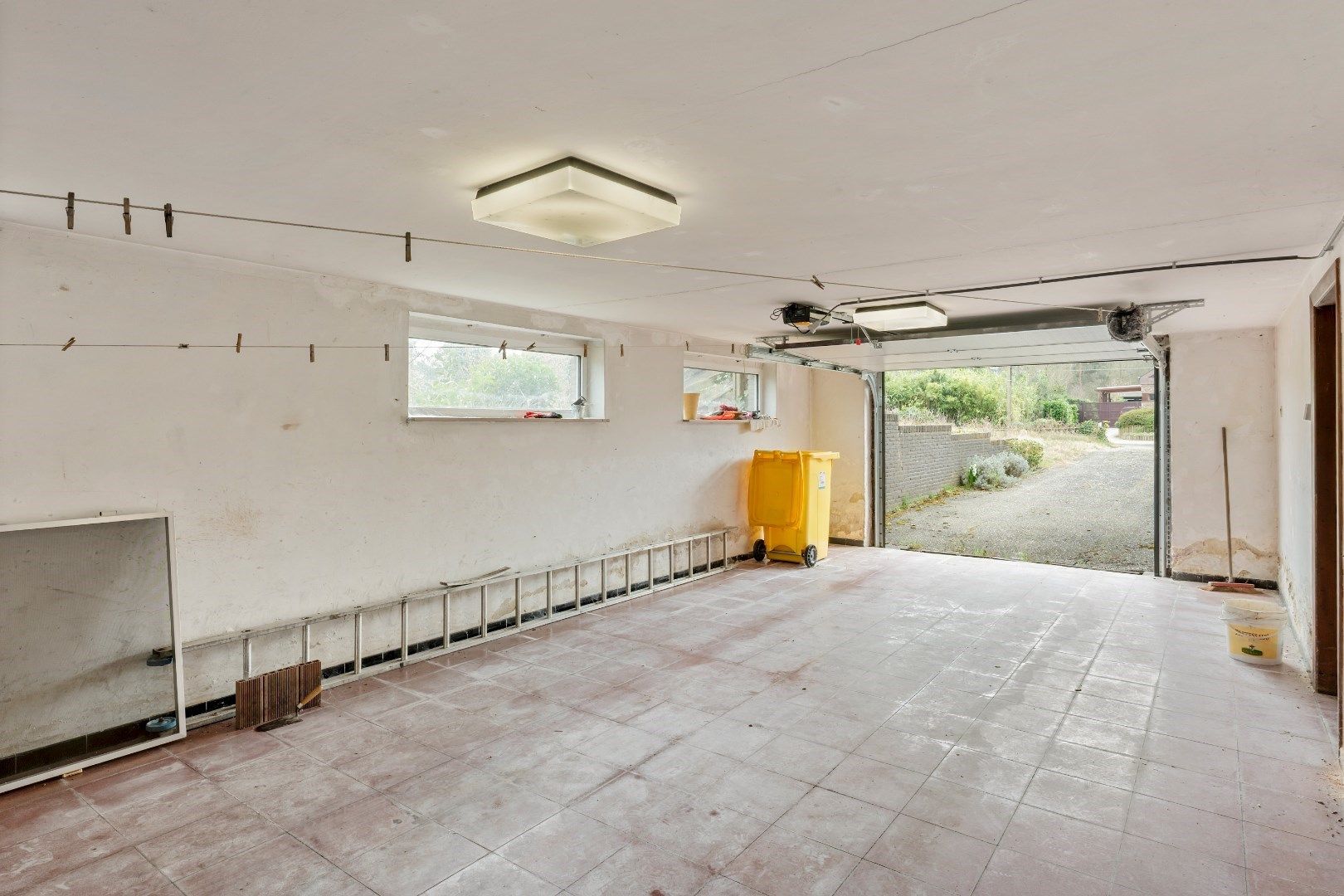 Woning met tuin, garage en 3 slaapkamers met 1715m² oppervlakte foto 16