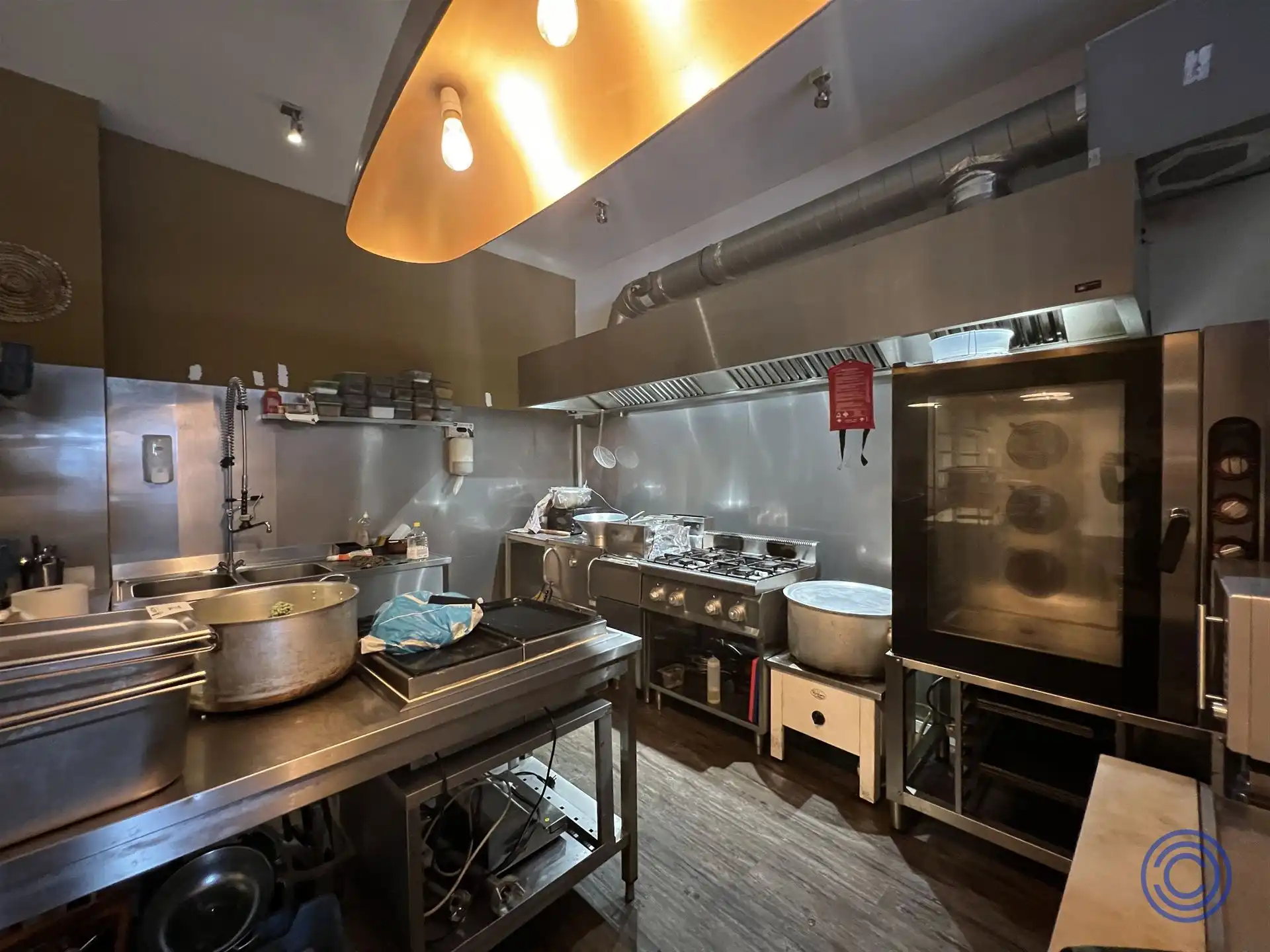 Goed verhuurd handelspand ca. 75m² op commerciële ligging! foto 5