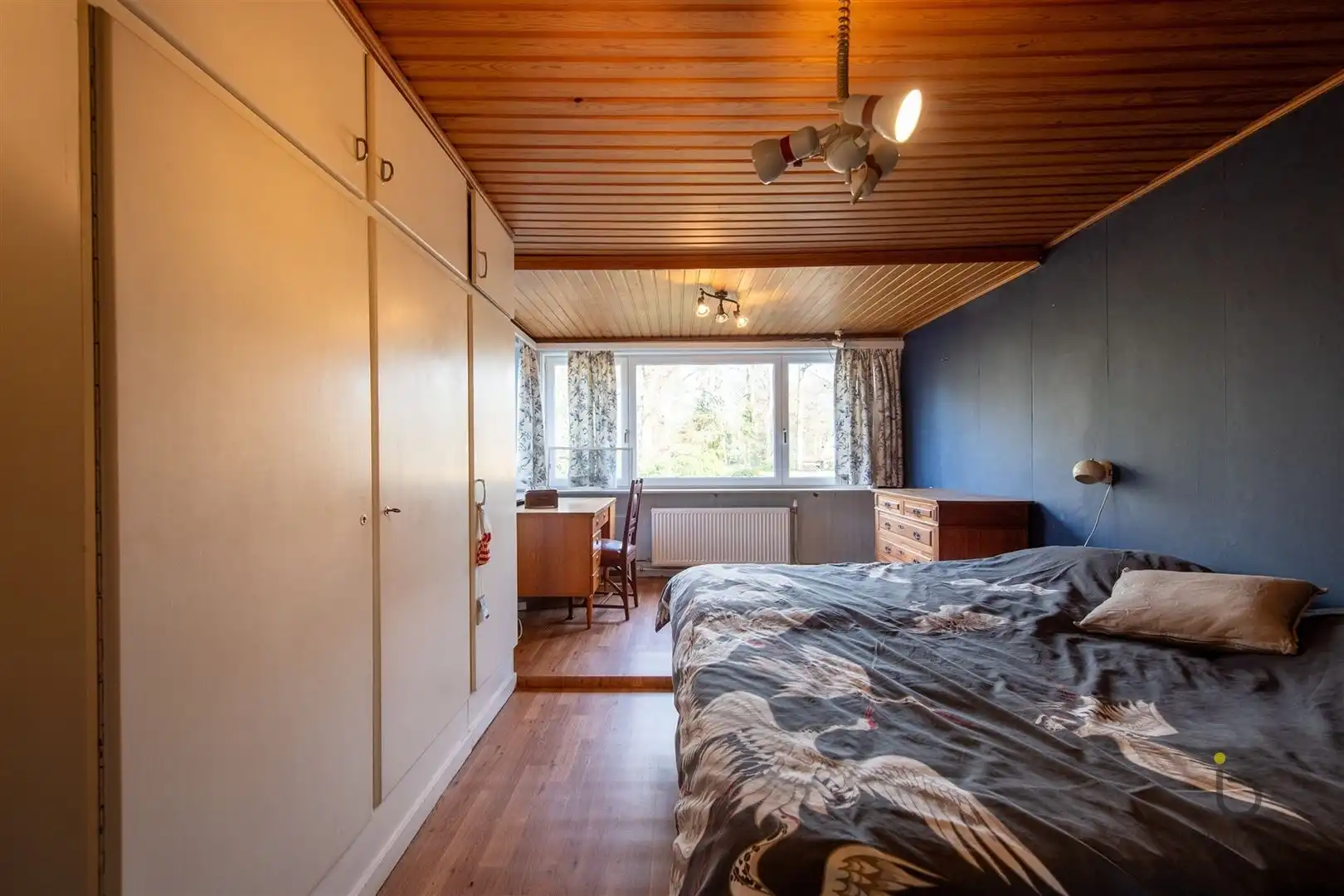 Veel renovatiepotentieel in ruime rustig gelegen familiewoning midden in het groen! foto 20