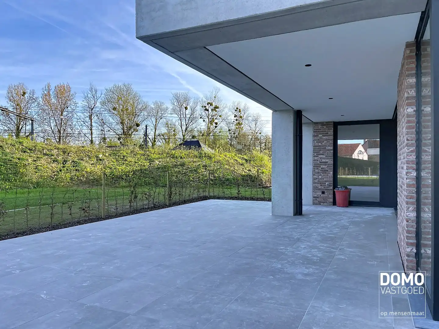 MODERN GELIJKVLOERS APPARTEMENT GELEGEN TE KERMT MET 2 SLAAPKAMERS EN RUIM TERRAS foto 13