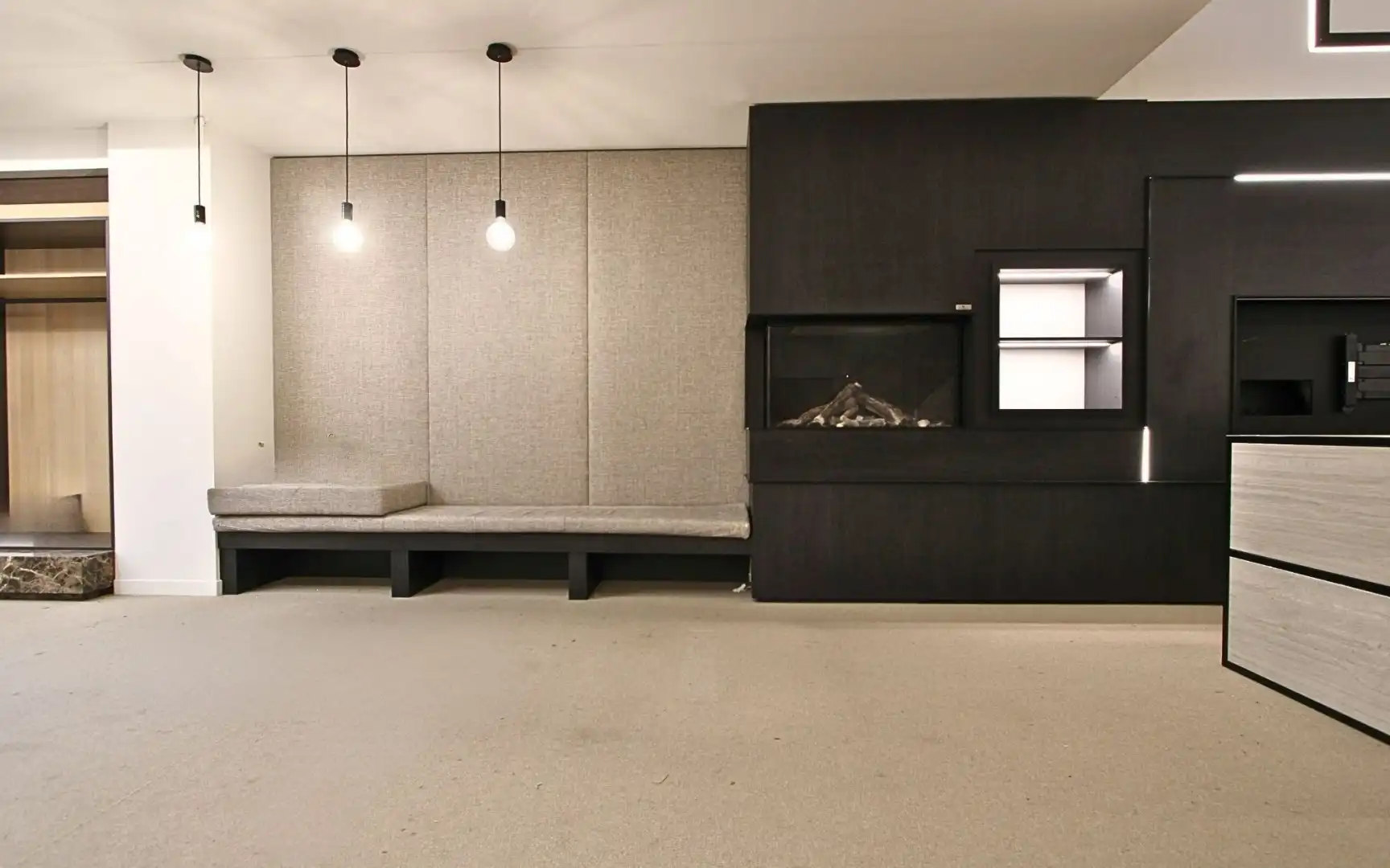 handelspand te huur Lippenslaan 210 foto 11