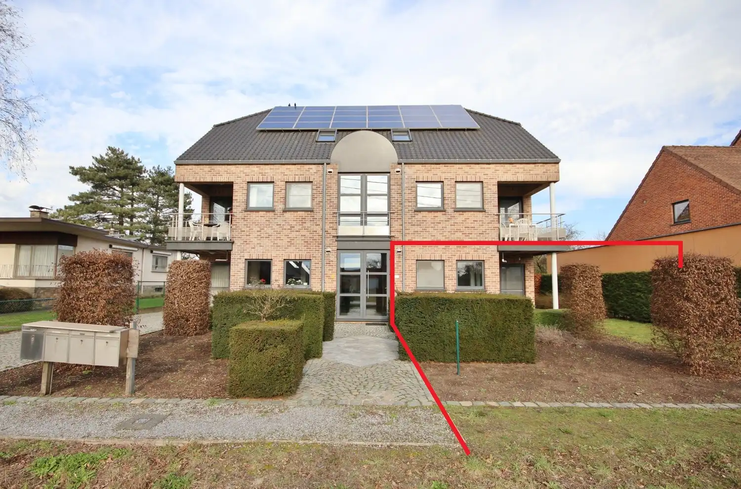 Gelijkvloersappartement met 2 slaapkamers te huur in Stokrooie (Hasselt) foto {{pictureIndex}}