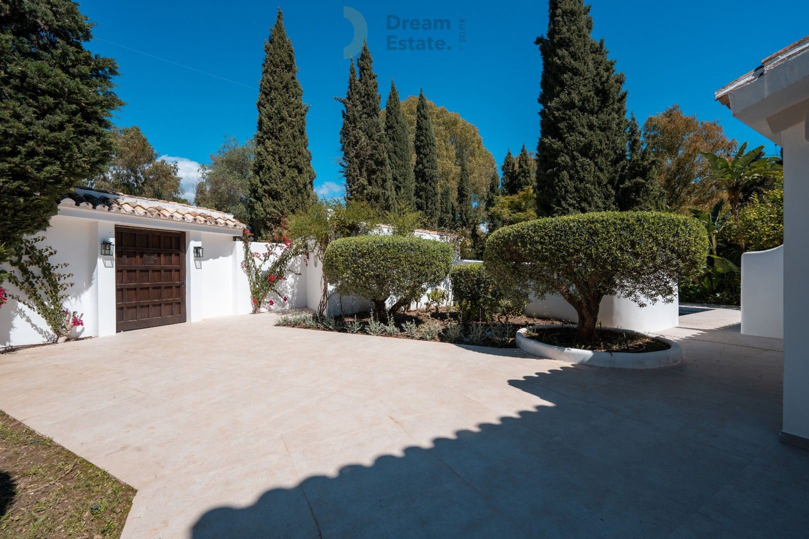 Gerenoveerde chique villa te Benahavis omgeven door een prachtig landschap. foto 20