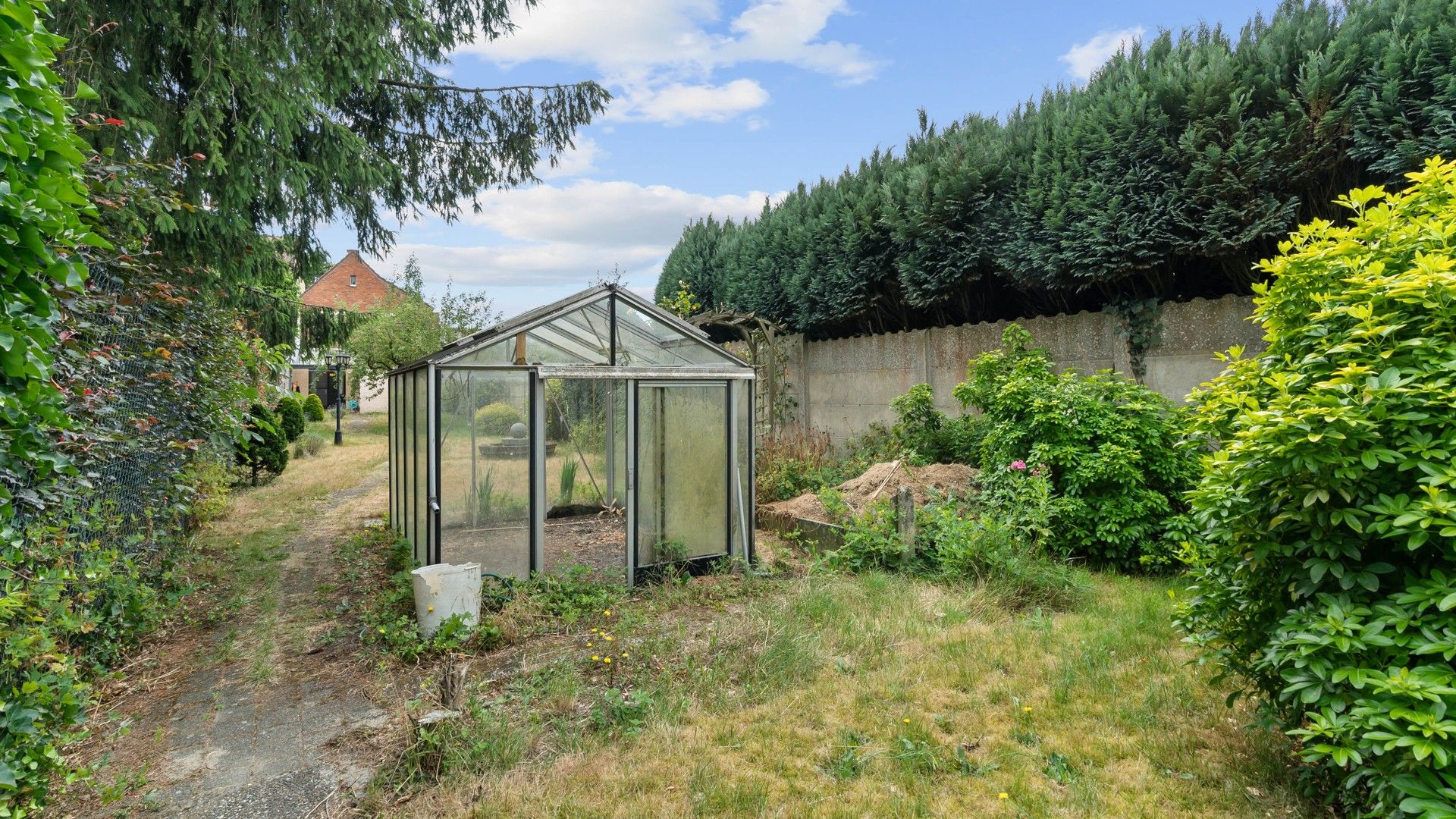 Te renoveren woning met potentieel in Hechtel-Eksel foto 22
