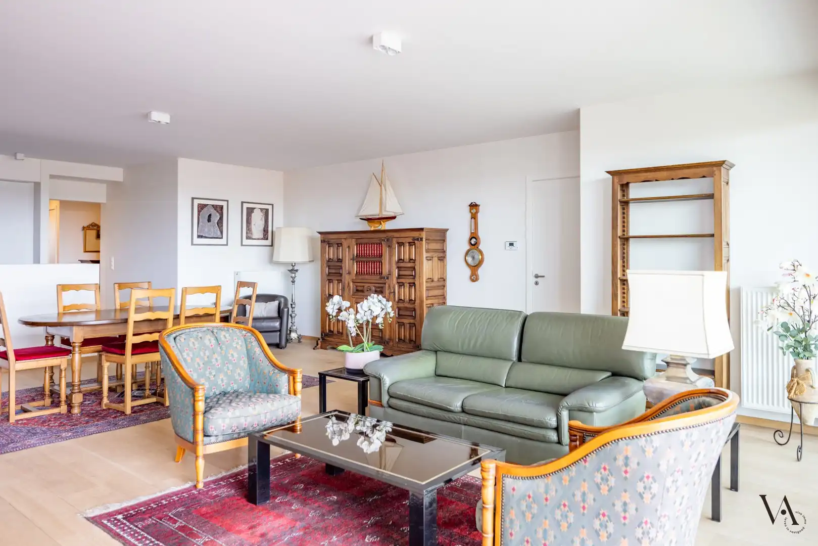 Ruim appartement met 2 slaapkamers en prachtig uitzicht over de jachthaven en het historische centrum foto 9