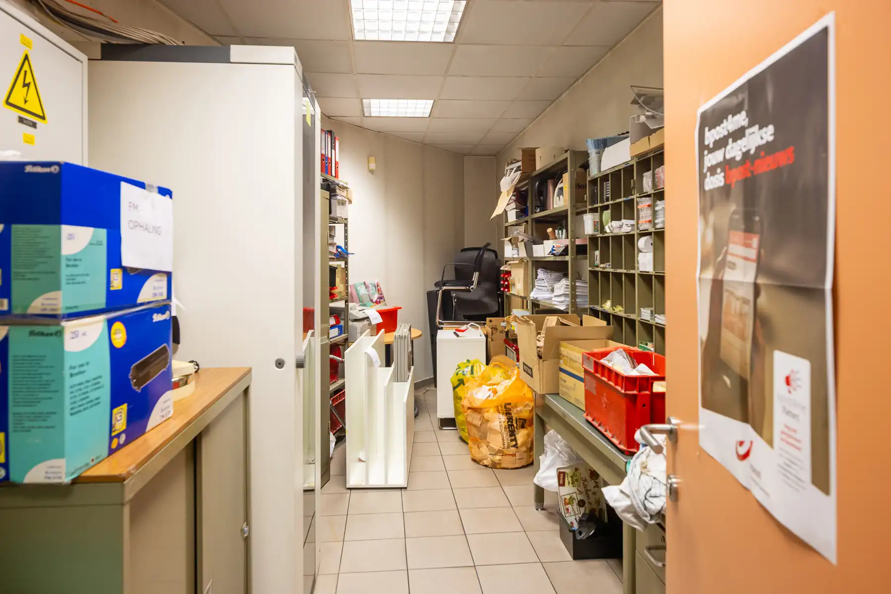 Commercieel gelijkvloers van 150 m² in Drogenbos foto 6