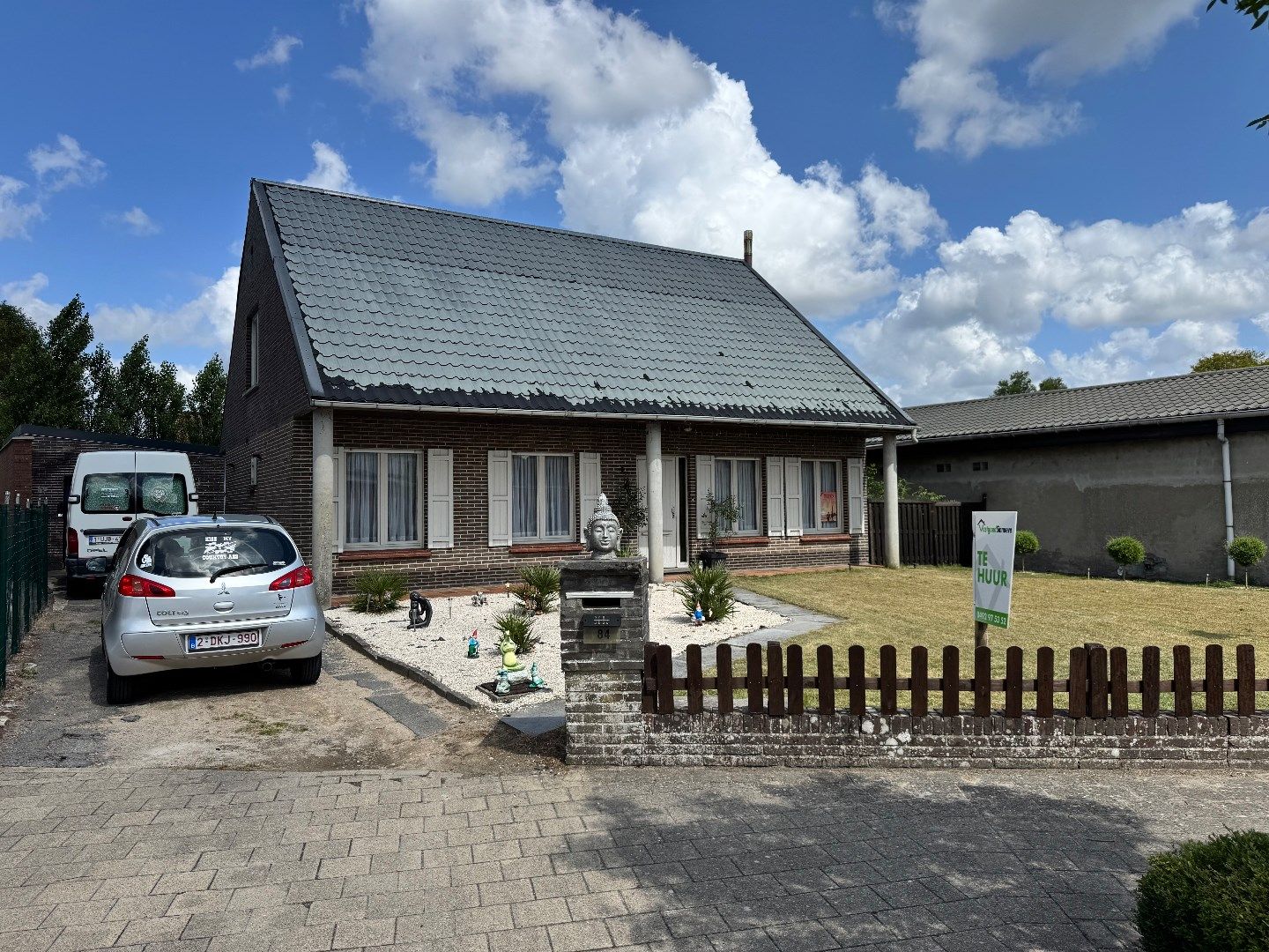 Woning met 3 slaapkamers en garage te Ichtegem   foto 2