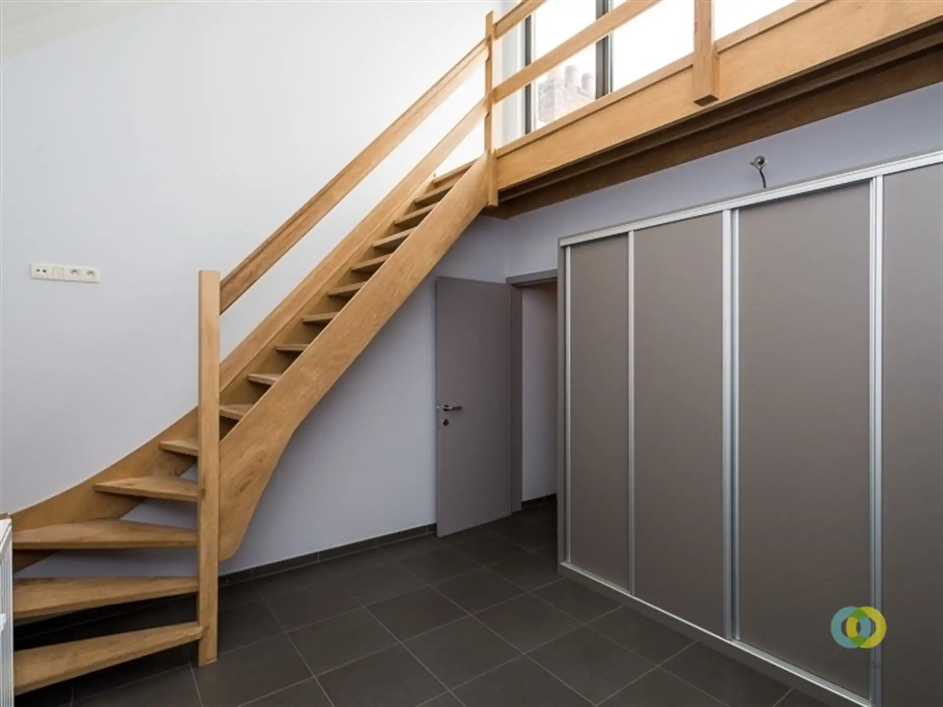 Woning met commercieel gelijkvloers en een goed rendement foto 10