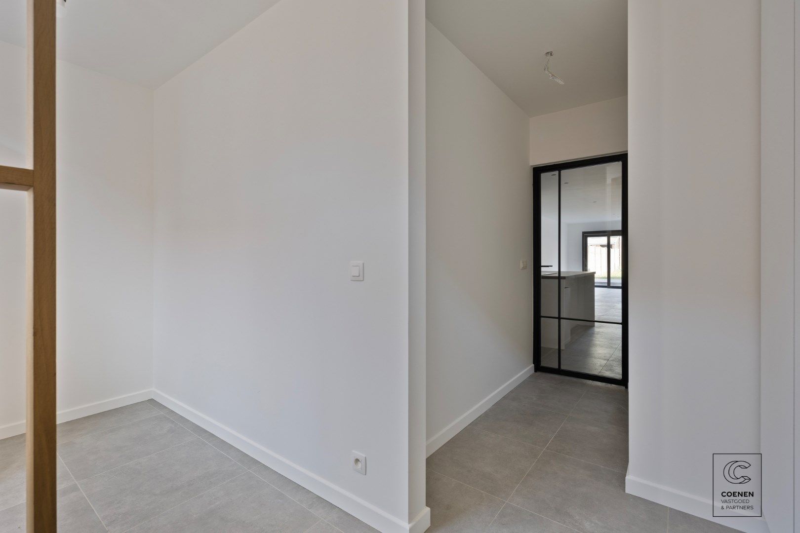 Prachtig, volledig gerenoveerde woning met 3 slaapkamers op een toplocatie te Turnhout! foto 7