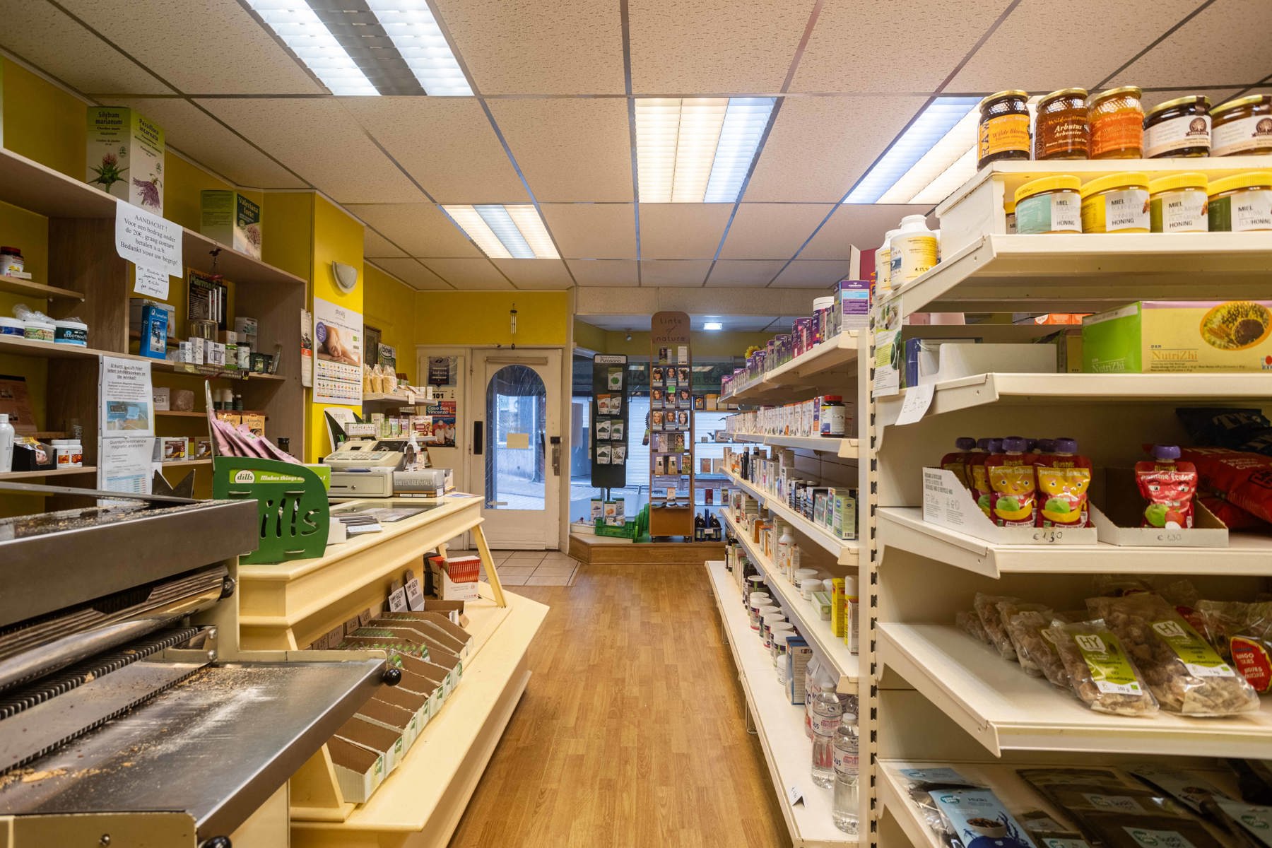 Handelszaak met verhuurpotentieel op topligging foto 6