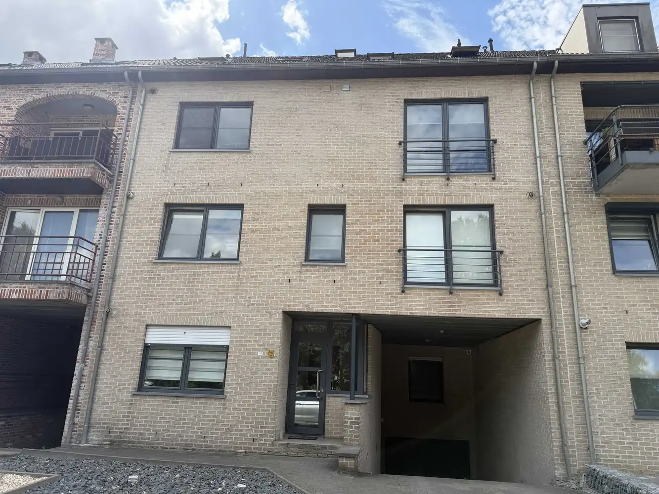 Duplexappartement met terras en ondergrondse staanplaats foto 20