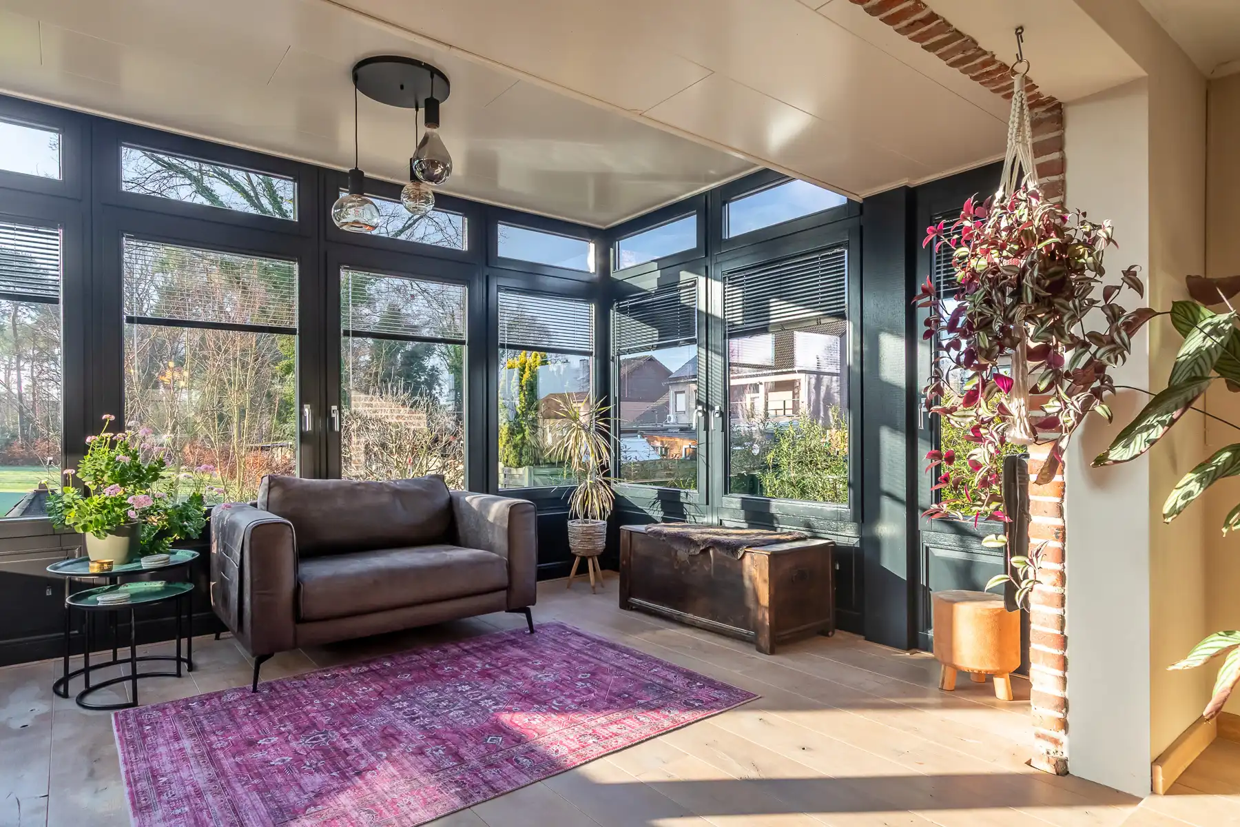 Instapklare woning met 4 slaapkamers op zuid-gericht perceel foto 9