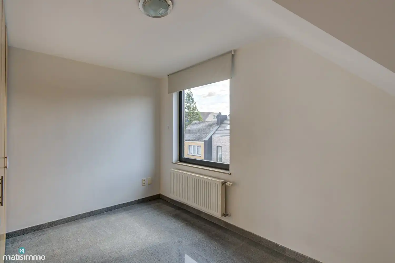 DUPLEXAPPARTEMENT MET 2 SLAAPKAMERS, 2 TERRASSEN EN GARAGEBOX AAN HET CENTRUM VAN BILZEN foto 10