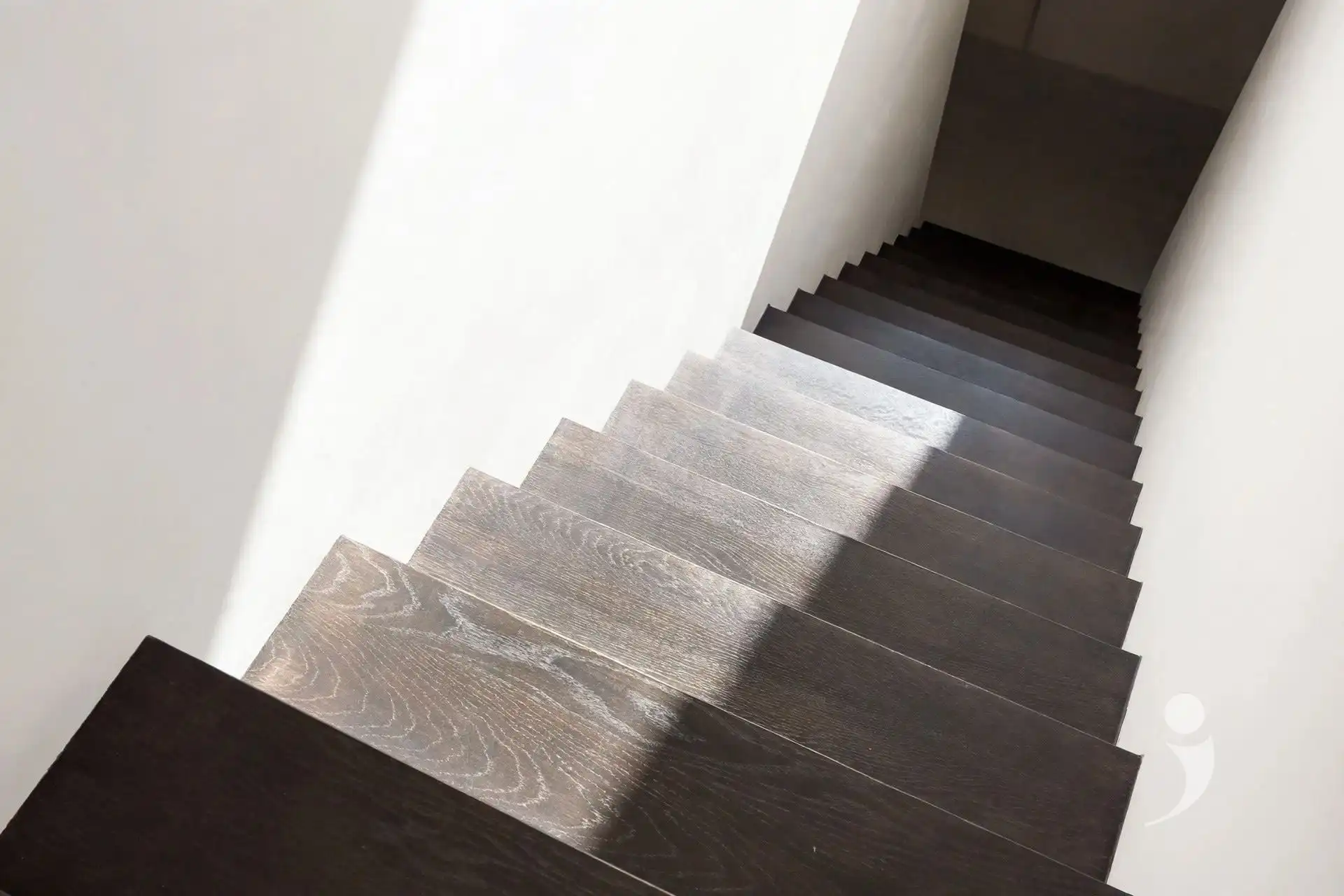 High-end architectenwoning met zwembad en prachtig zicht op de achterliggende weides foto 31