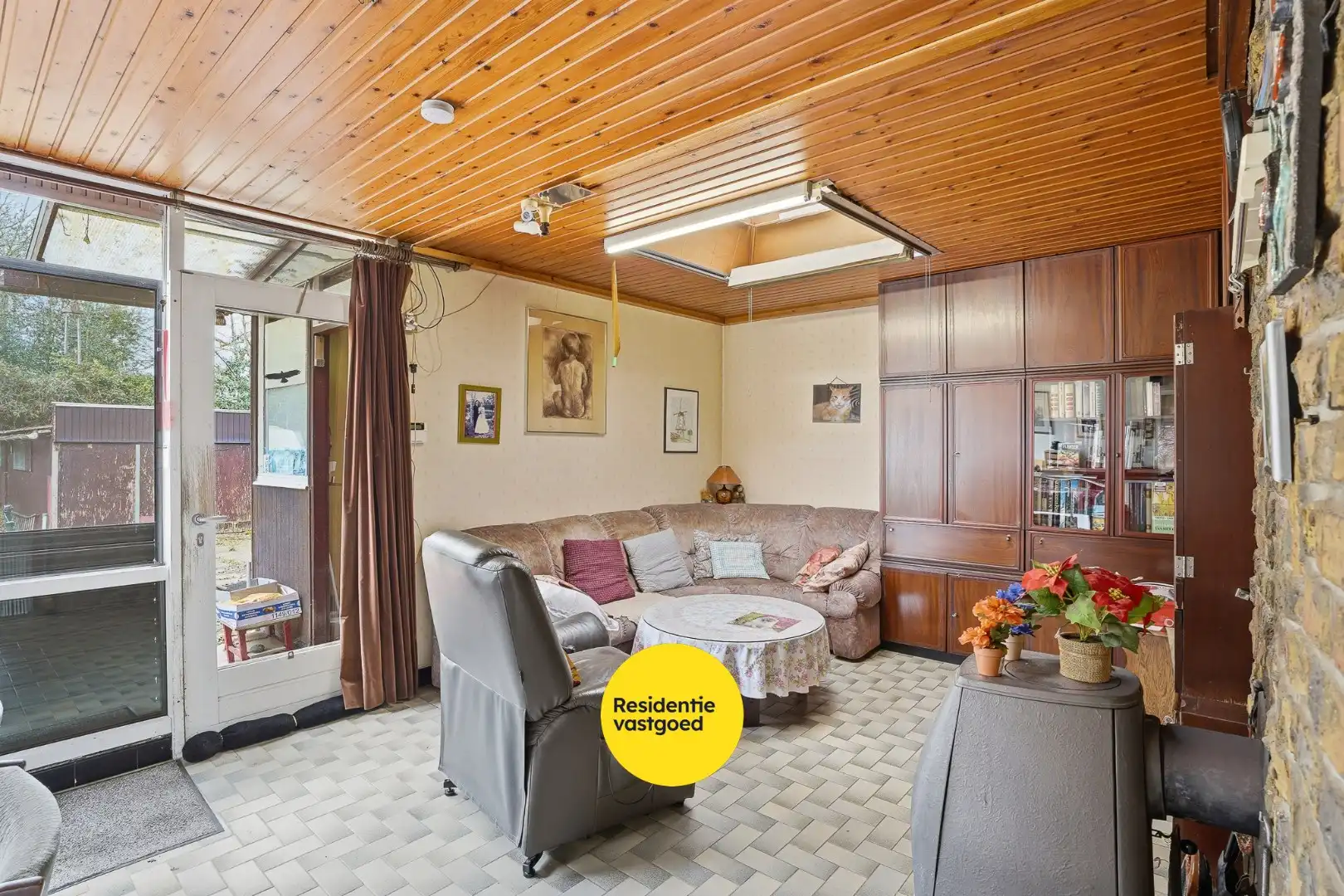 Alleenstaande bungalow op prachtige ligging in het groen foto 8