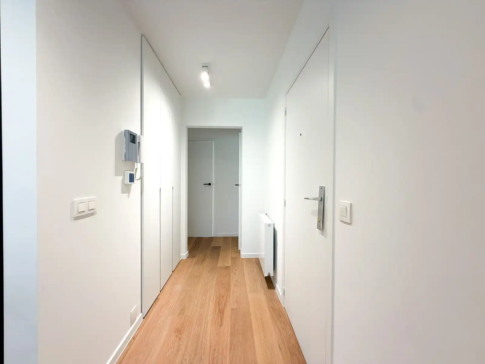 Lichtrijk, volledig gerenoveerd appartement met 2 slpk pal aan het park foto 9