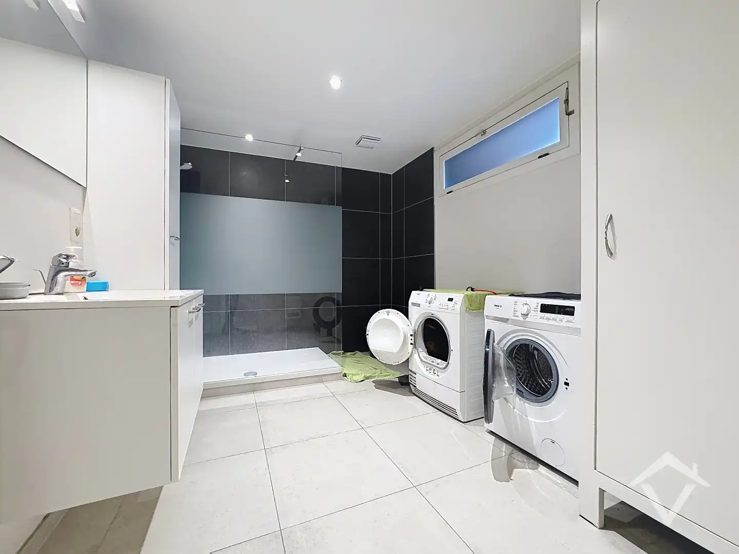 Instapklaar appartement met 2 slaapkamers te Ichtegem  foto 12