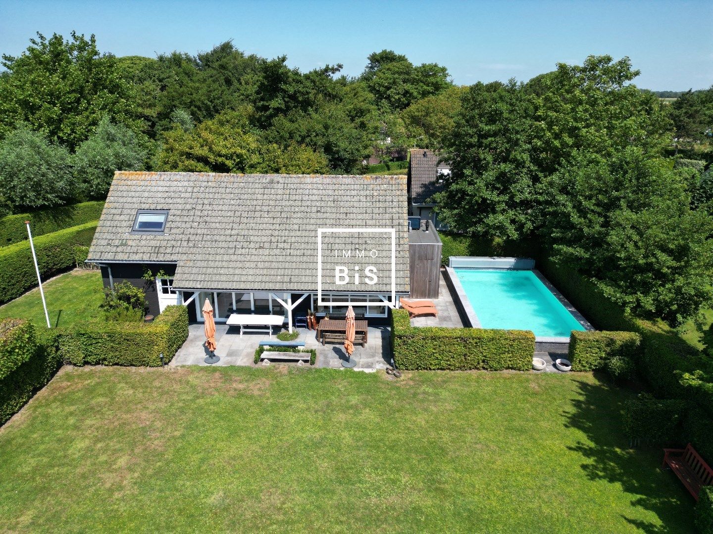 Unieke vrijstaande recreatiewoning op toplocatie in Cadzand-Bad foto 3