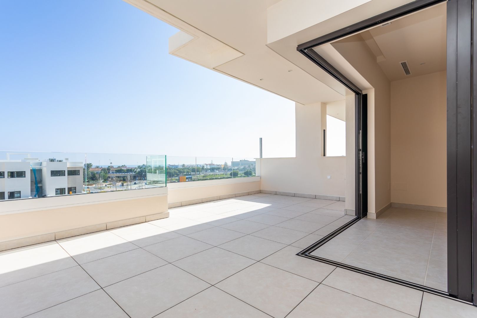 Nieuwbouw appartementen op 5min wandelen van het strand. foto 10