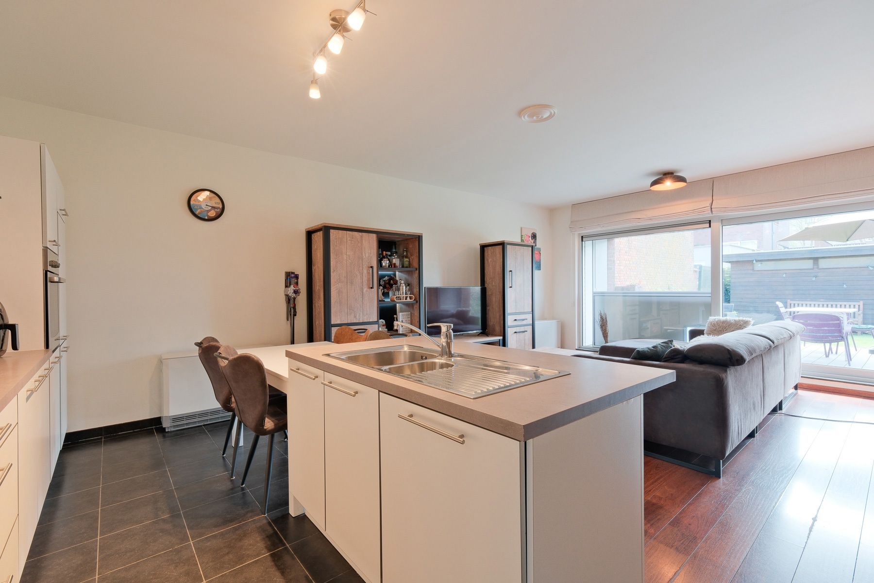 Appartement te koop foto 3