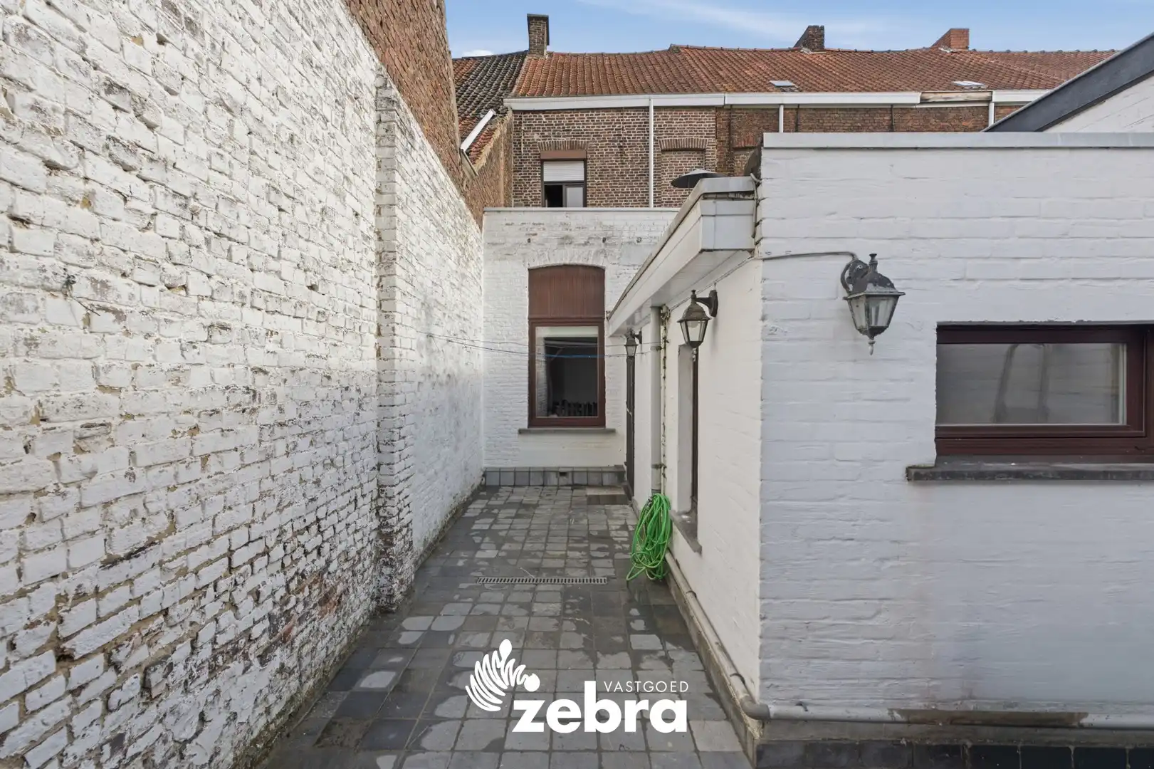 Op te frissen woning met stadskoer nabij centrum Kortrijk! foto 22