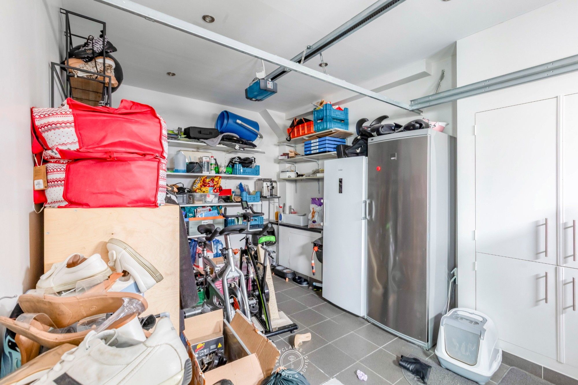 Unieke, ruime gezinswoning met 5 slaapkamers en 3 badkamers op topligging foto 29