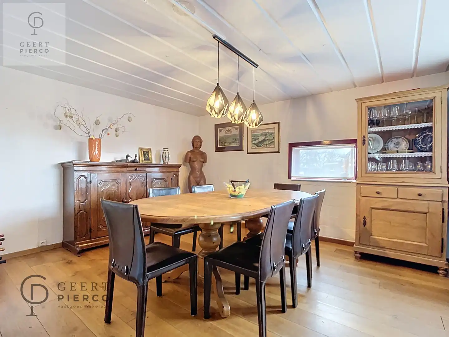 Knappe energiezuinige villa met heel speciaal cachet foto 2