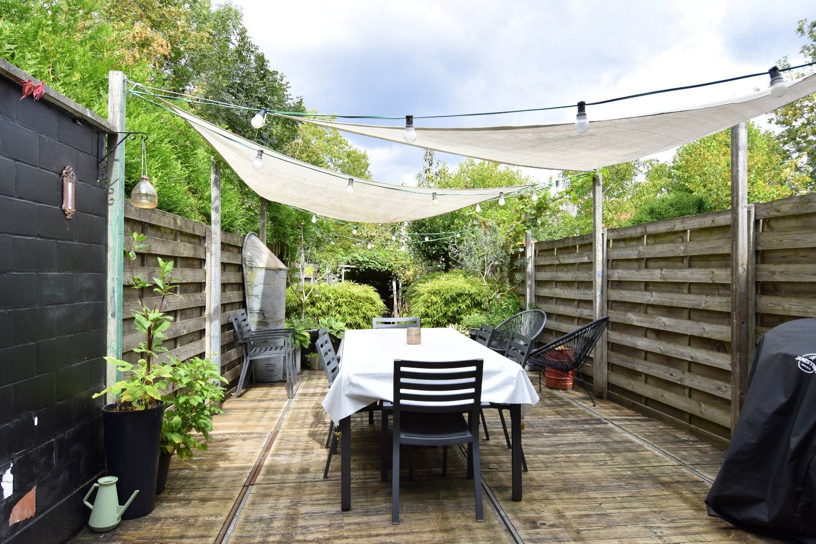 Instapklare gezinswoning met 3 slaapkamers, polyvalente ruimte, zalige tuin, ... te koop in Gullegem foto 21