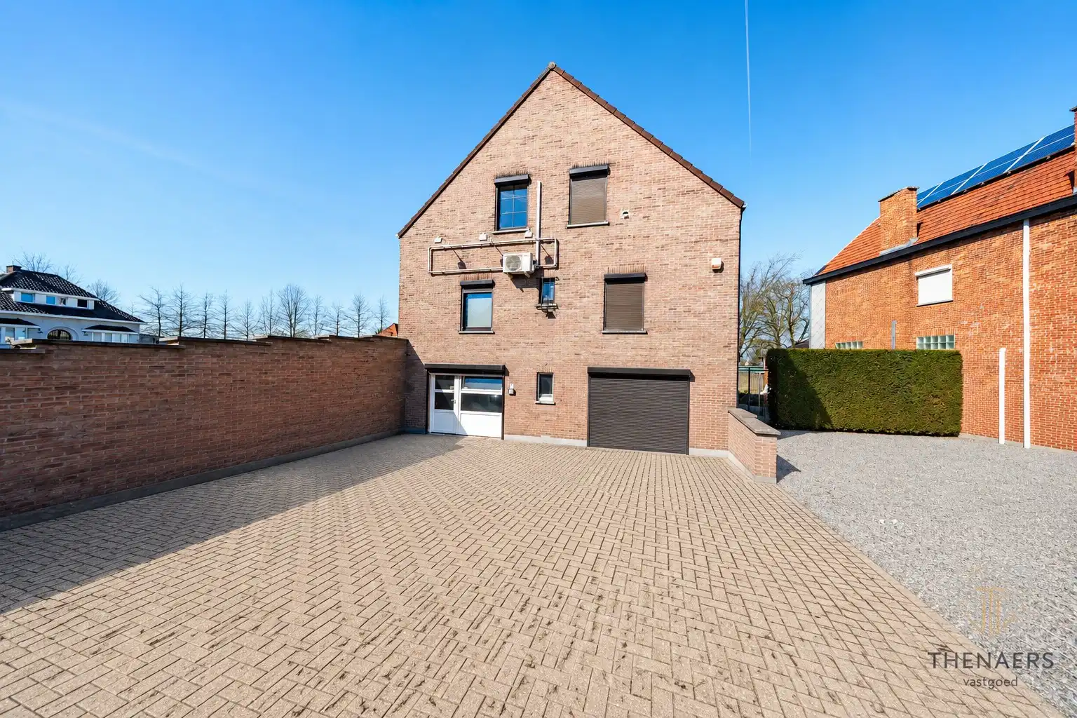Ruime woning met tal van mogelijkheden op een strategische locatie in Sint-Truiden. foto 28