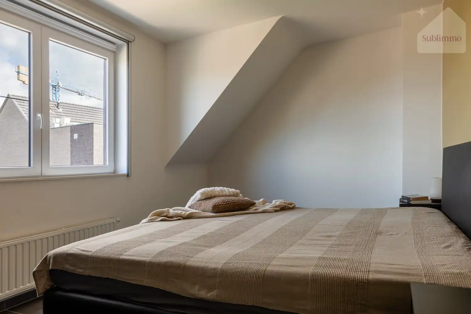 Verzorgd dakappartement met groot terras en dubbele parking foto 8