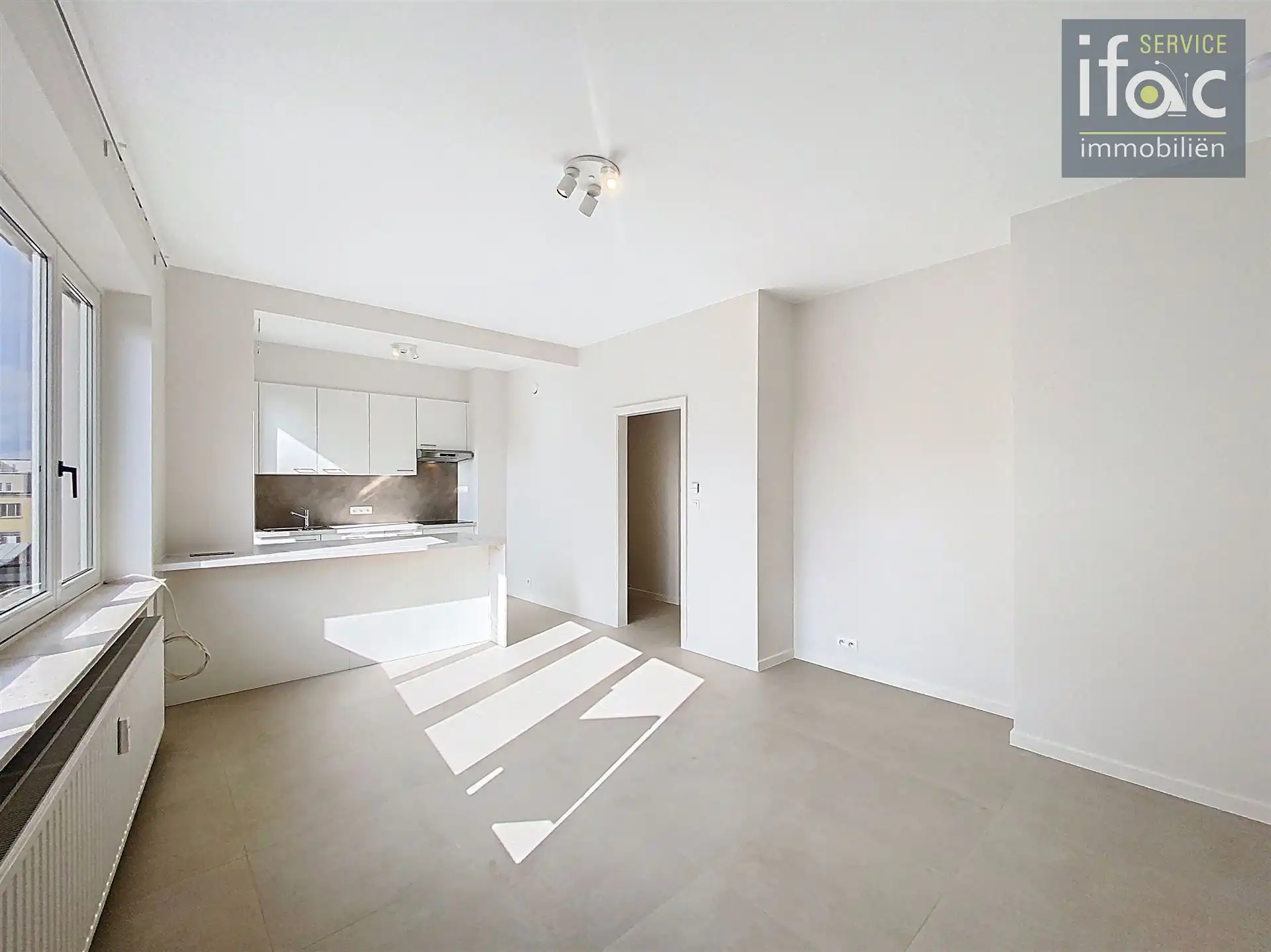 Gerenoveerd appartement met goede ligging foto 2