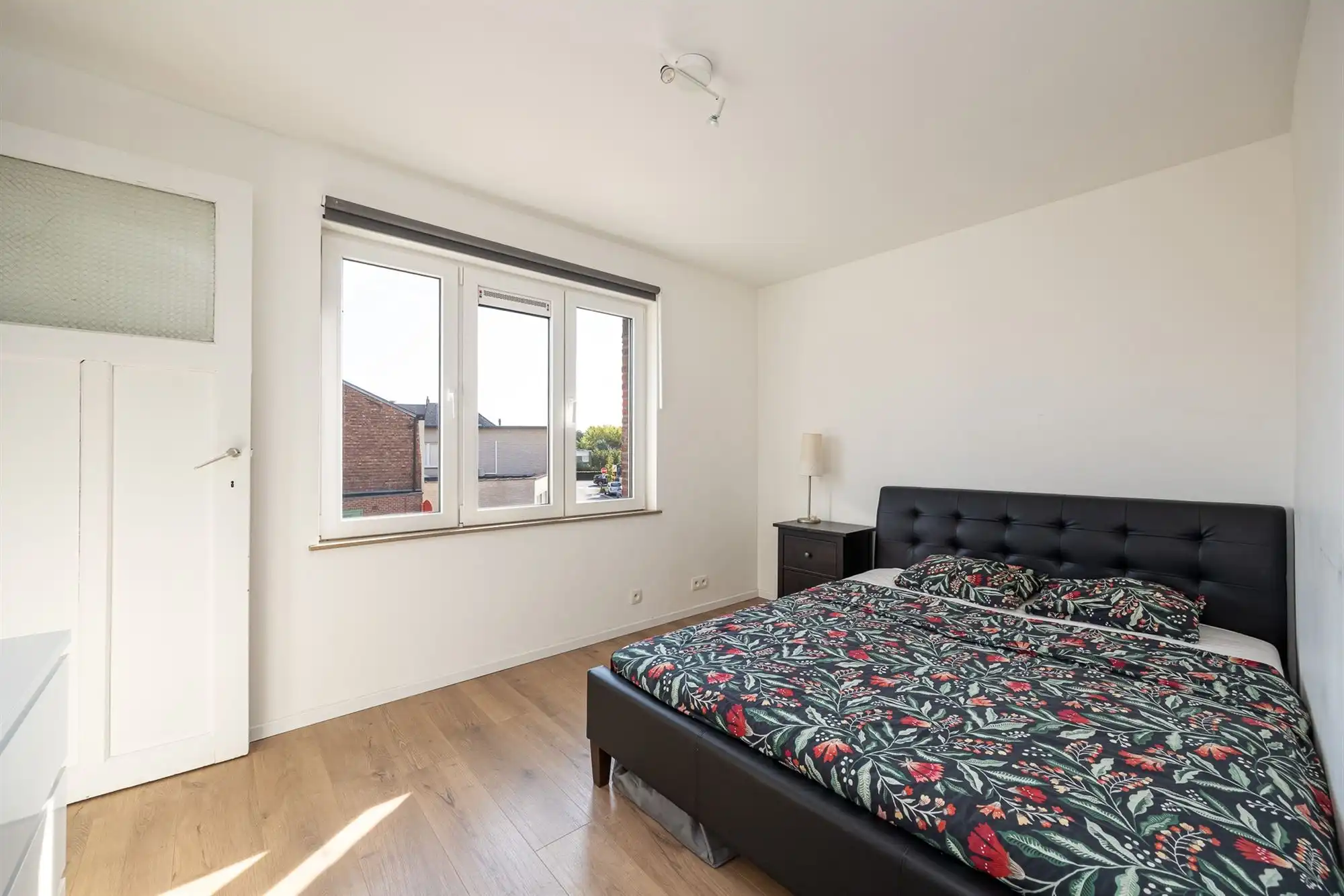 Instapklare gezinswoning met drie slaapkamers foto 13
