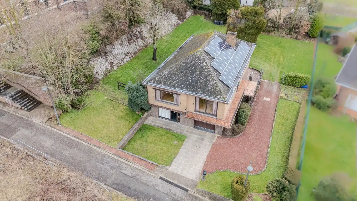 Vrijstaande woning met 3 slaapkamers en ruime tuin in Gellik (Lanaken) foto 3