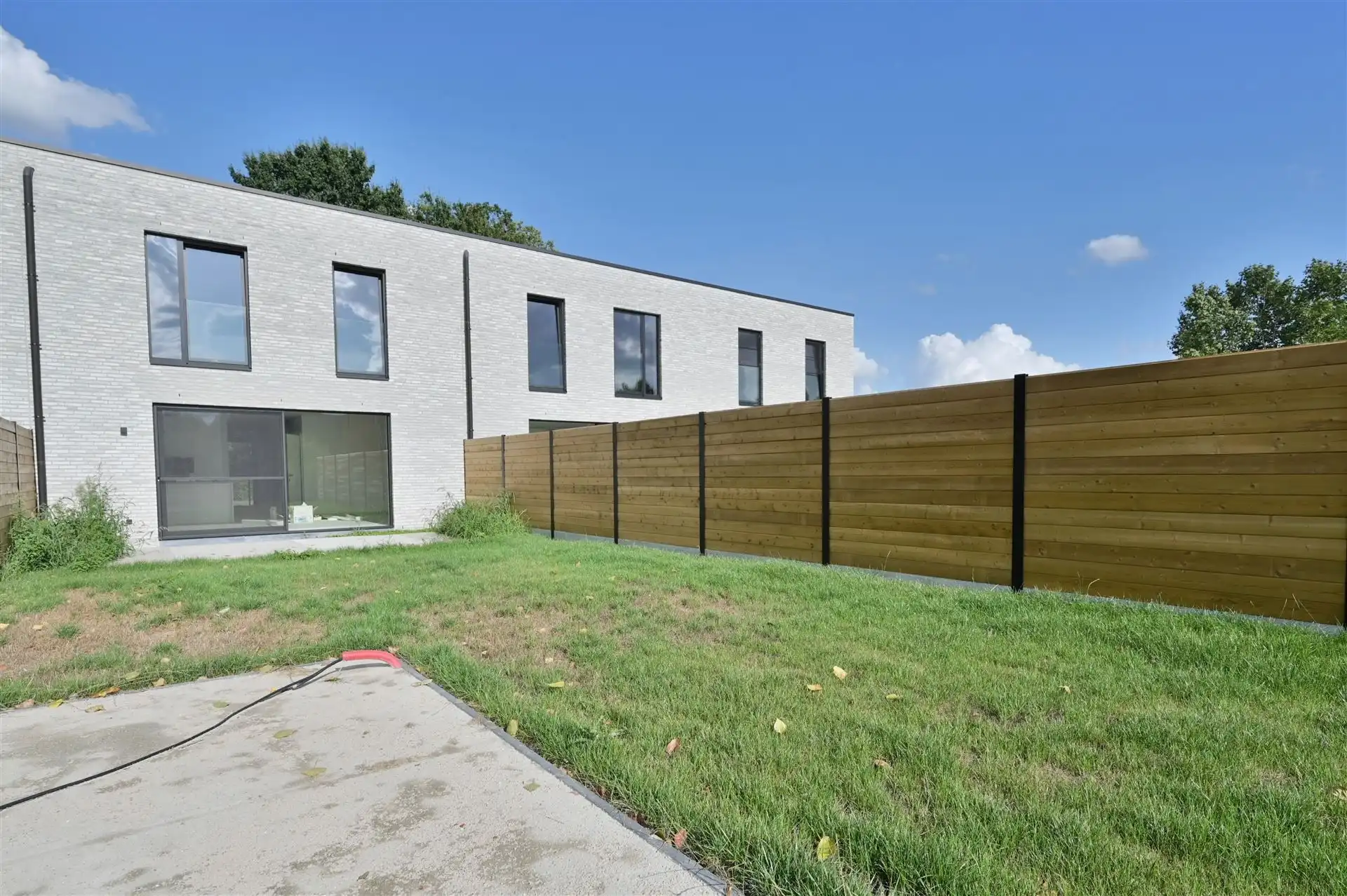 Moderne nieuwbouwwoning met 4 slpk en zonnige tuin foto 21