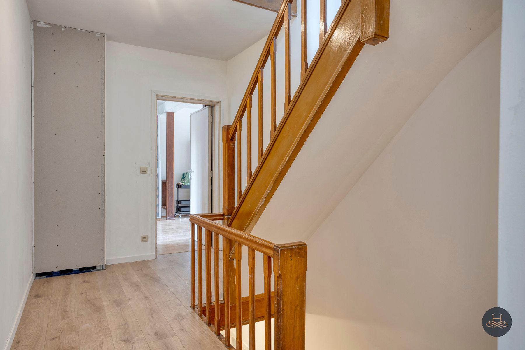 Prachtige, elegant gerenoveerde woning met ruimte en comfort foto 22